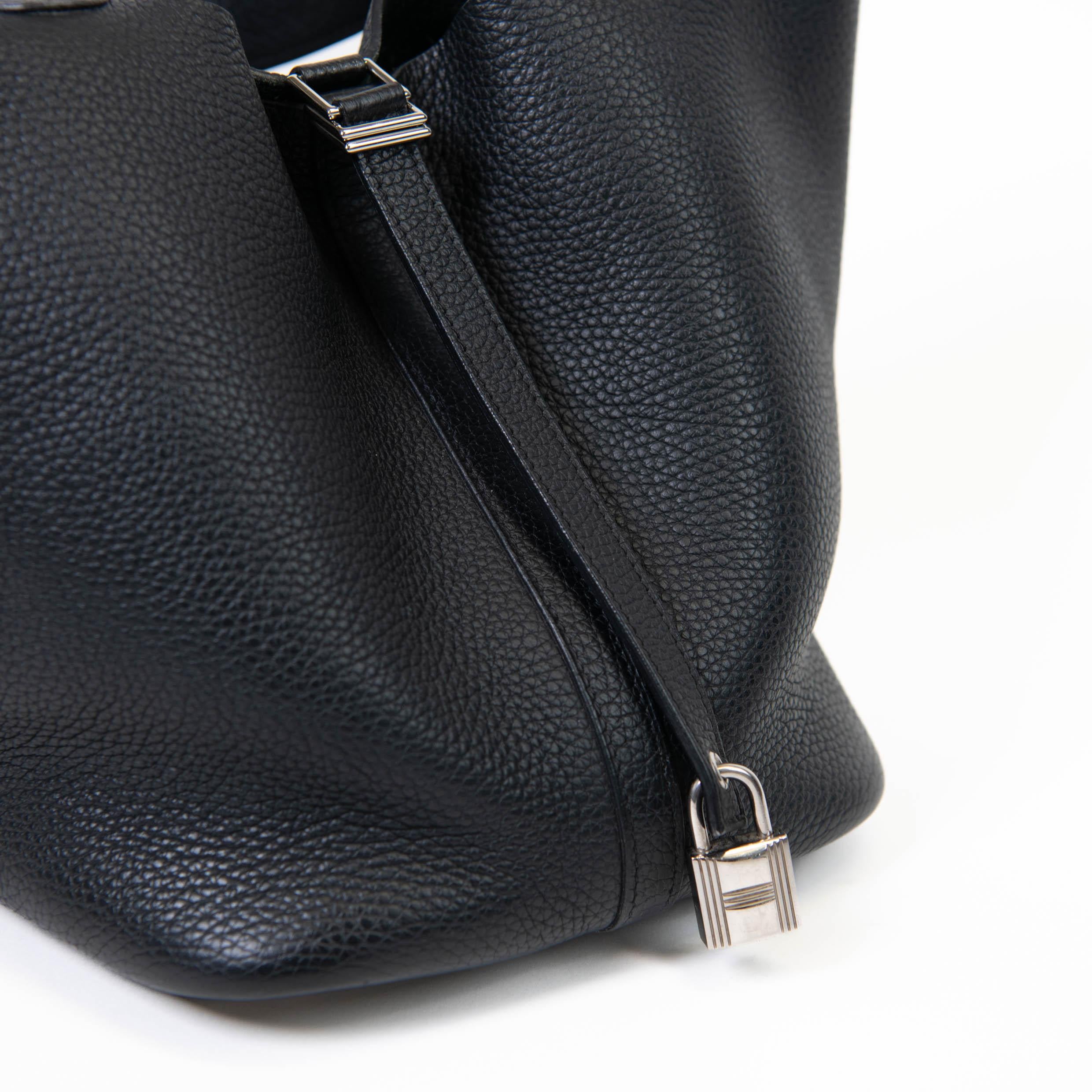Hermes Black Taurillon Clemence Leather Picotin Lock 22 MM For Sale 3