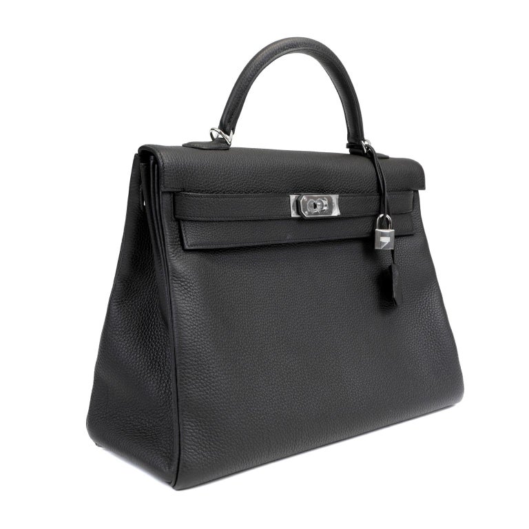Hermès Black Togo 40 cm Kelly with Palladium For Sale at 1stDibs
