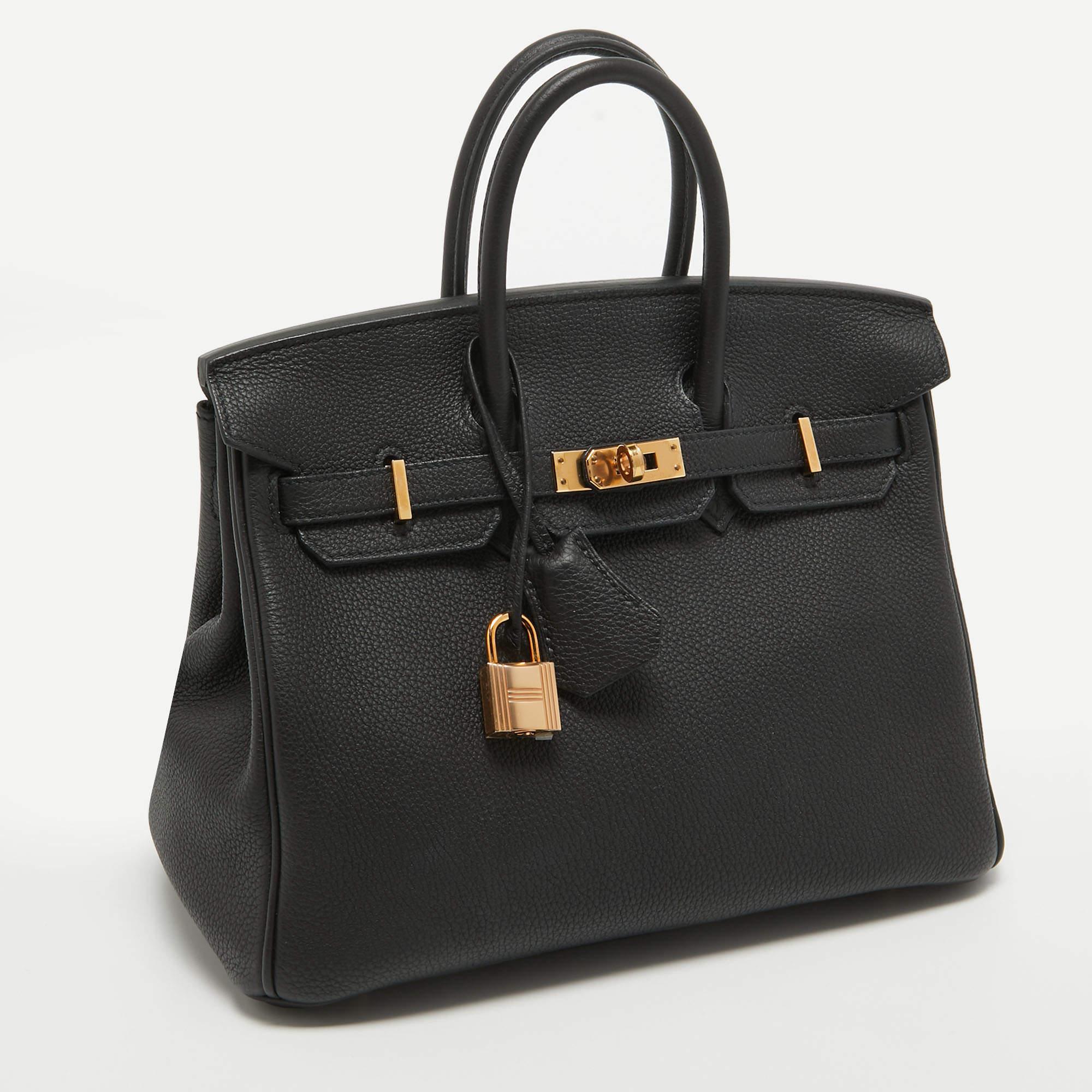 Hermes Black Togo Leather Gold Finish Birkin 25 Bag In Excellent Condition In Dubai, Al Qouz 2