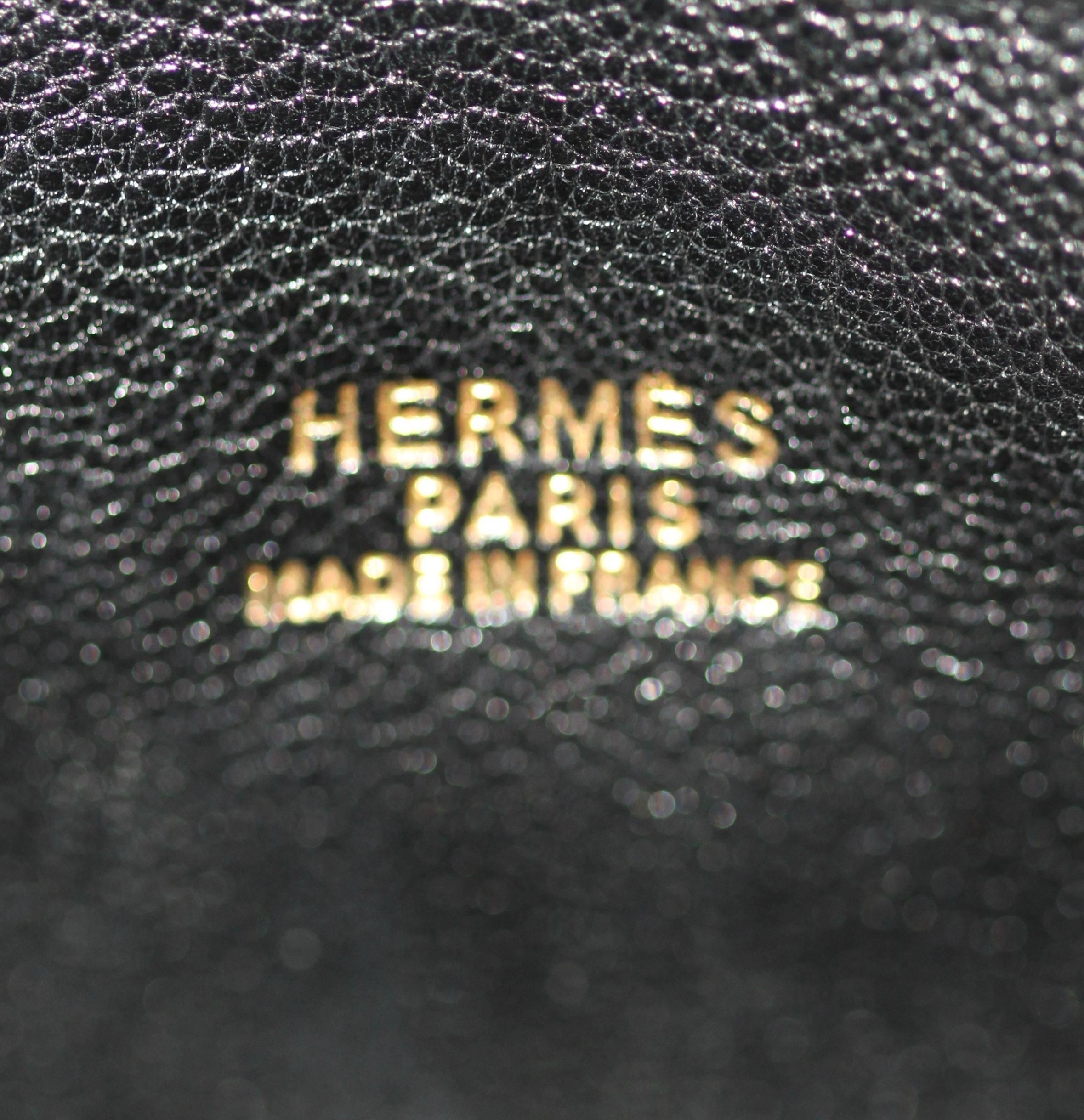 Hermes Schwarze Togo-Lederfeder 32 4