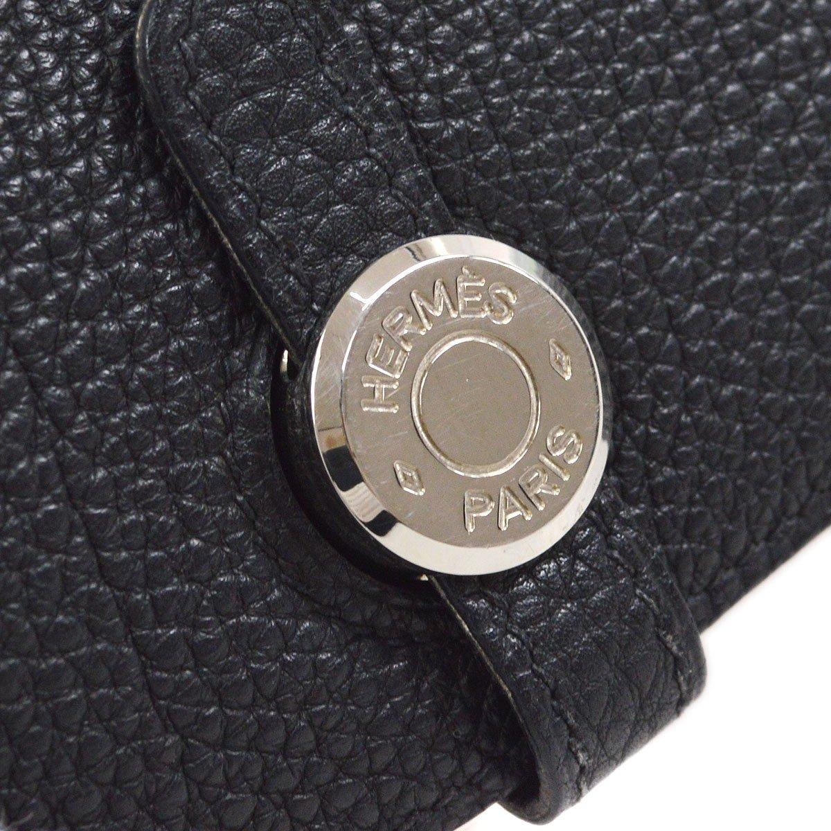 Condizioni d'epoca usate
Dalla collezione 2003
Pelle di Togo
Hardware in tonalità argento
Fodera in pelle
Misura 8