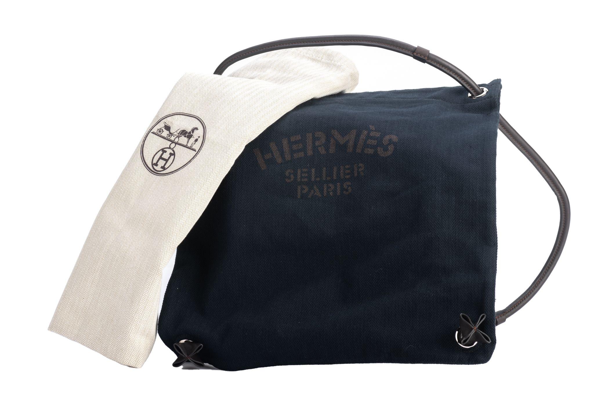 Hermes Toile Feedbag aus Segeltuch in Schwarz im Angebot 10