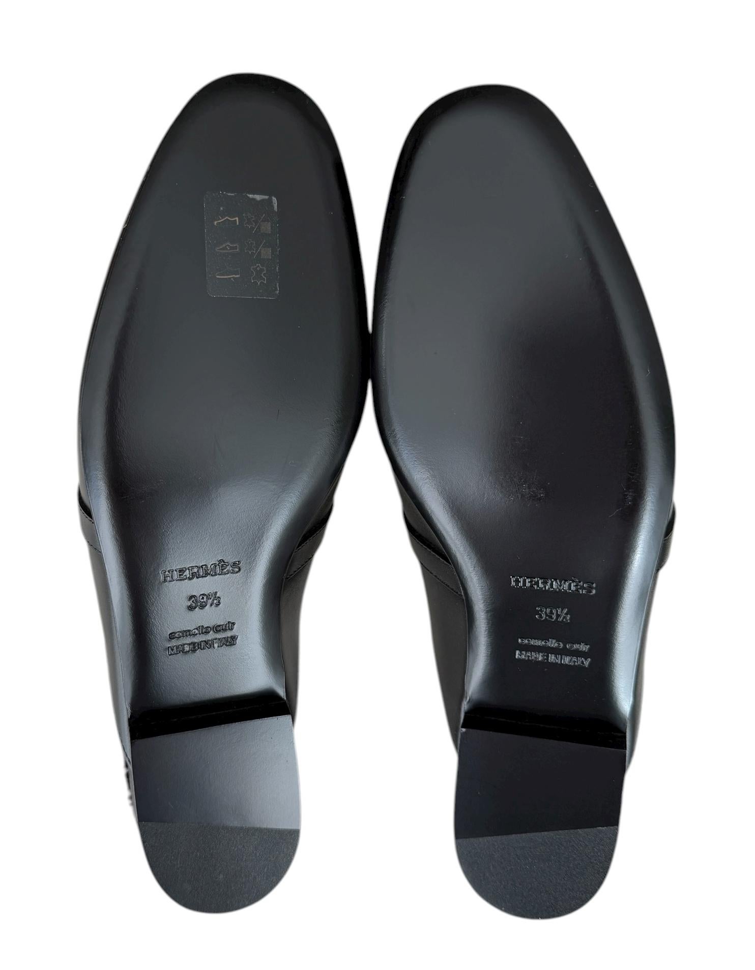 Hermes Nero/Bianco Toile Pelle di Vitello Frange Oz Mules sz 39.5 con Fibbia Kelly in vendita 3