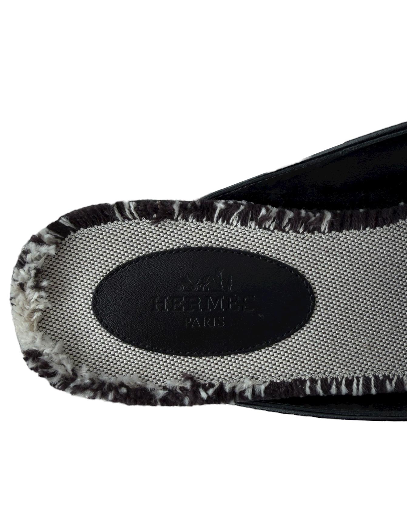 Hermes Nero/Bianco Toile Pelle di Vitello Frange Oz Mules sz 39.5 con Fibbia Kelly in vendita 5