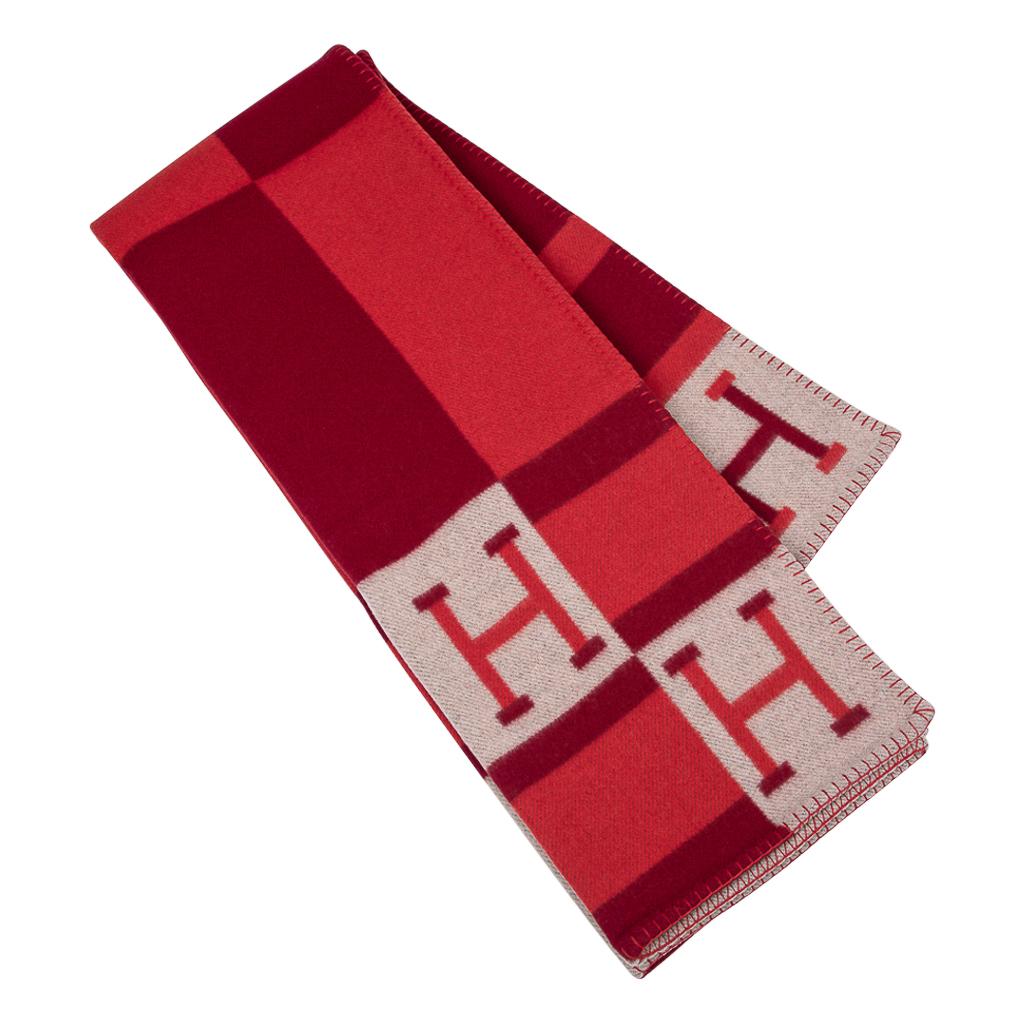 red hermes blanket