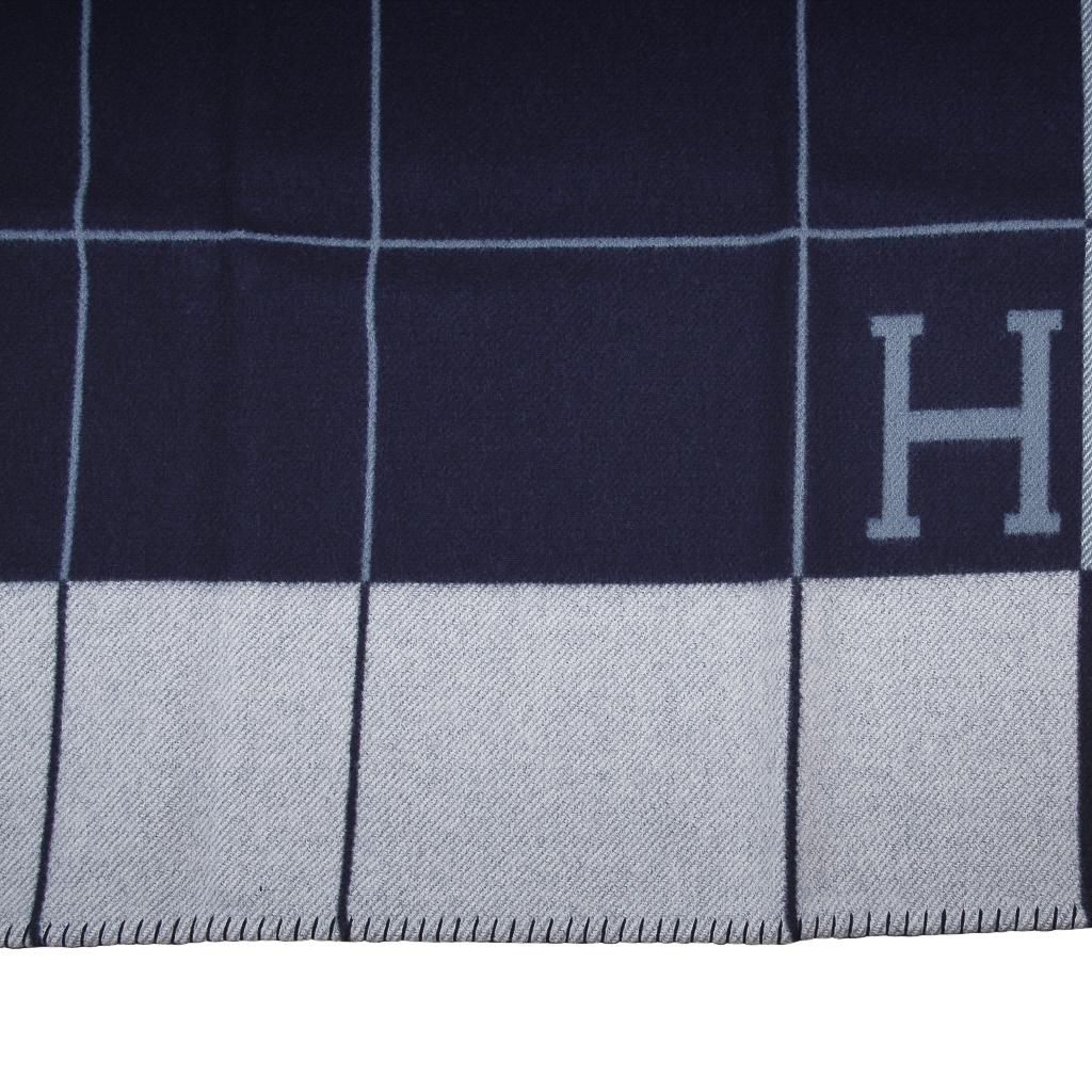Hermes Blanket Avalon I Signature H Blue Throw New w/Box  In New Condition In Miami, FL