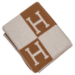 Hermes Decke Avalon III Signature H Kamel und Ecru Throw Neu