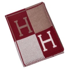 Hermes Blanket Avalon III Signature H Ecru and Rouge H Throw Blanket 