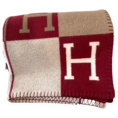 Hermes Blanket Avalon III Throw Ecru Rouge H