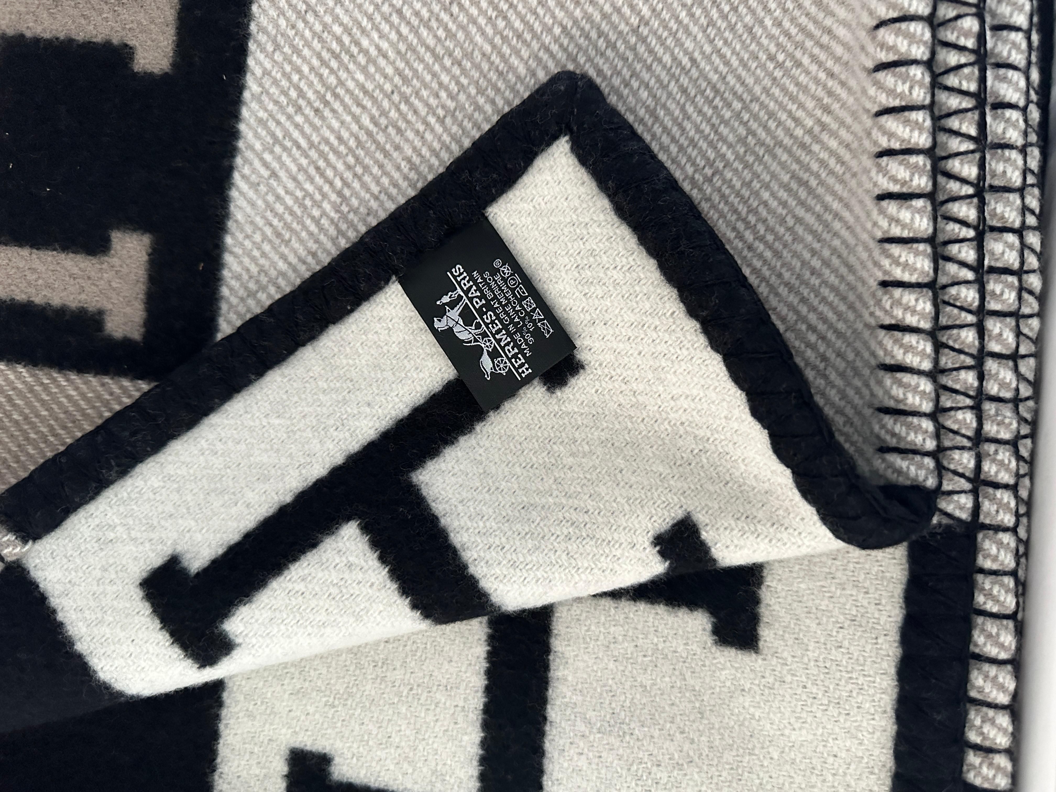 hermes avalon black
