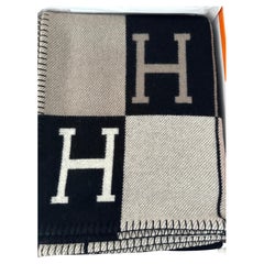 Couverture Avalon Ecru Noir en laine et cachemire Hermès