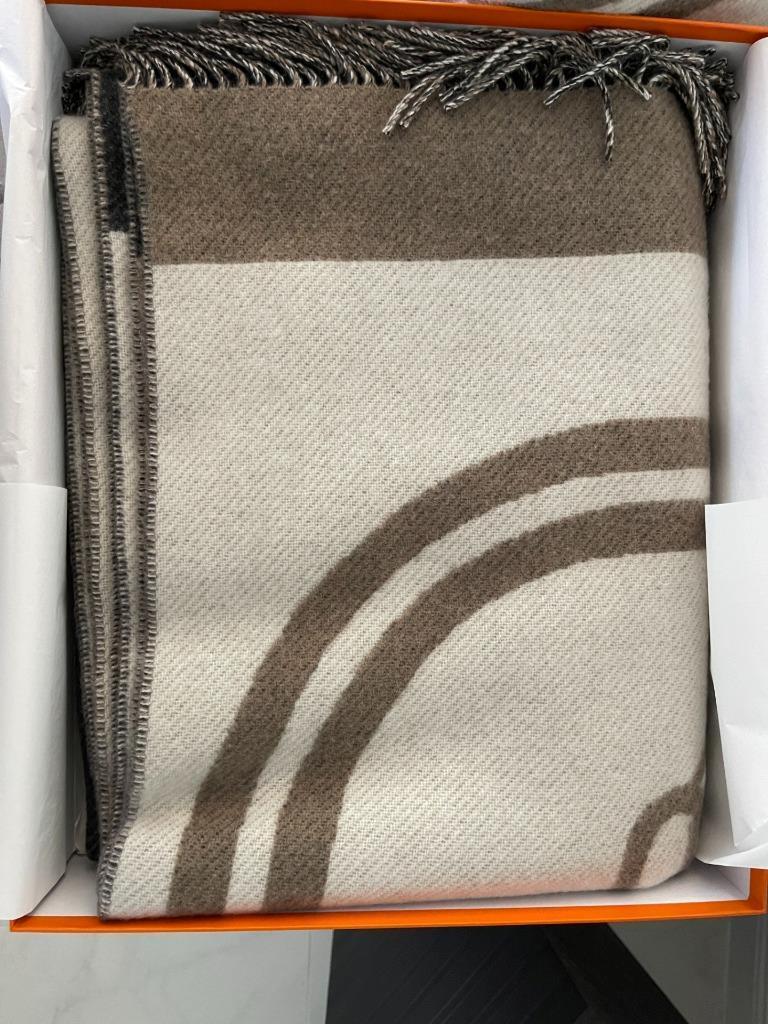 Femenino o masculino Hermes Blanket Brides de Gala Cashmere and Wool en venta