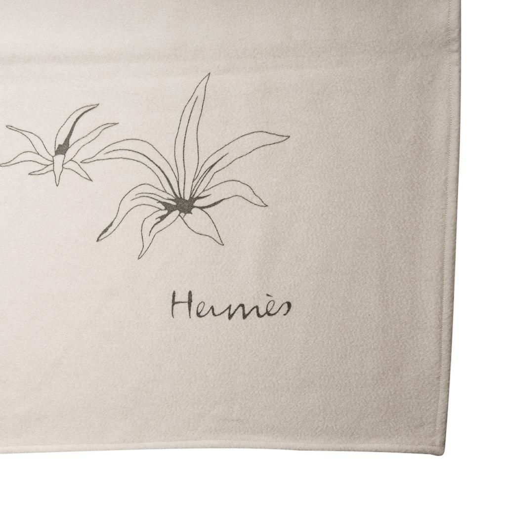 Hermes Blanket Jungle Love Natural Mongolian Cashmere / Silk New w/ Box 3