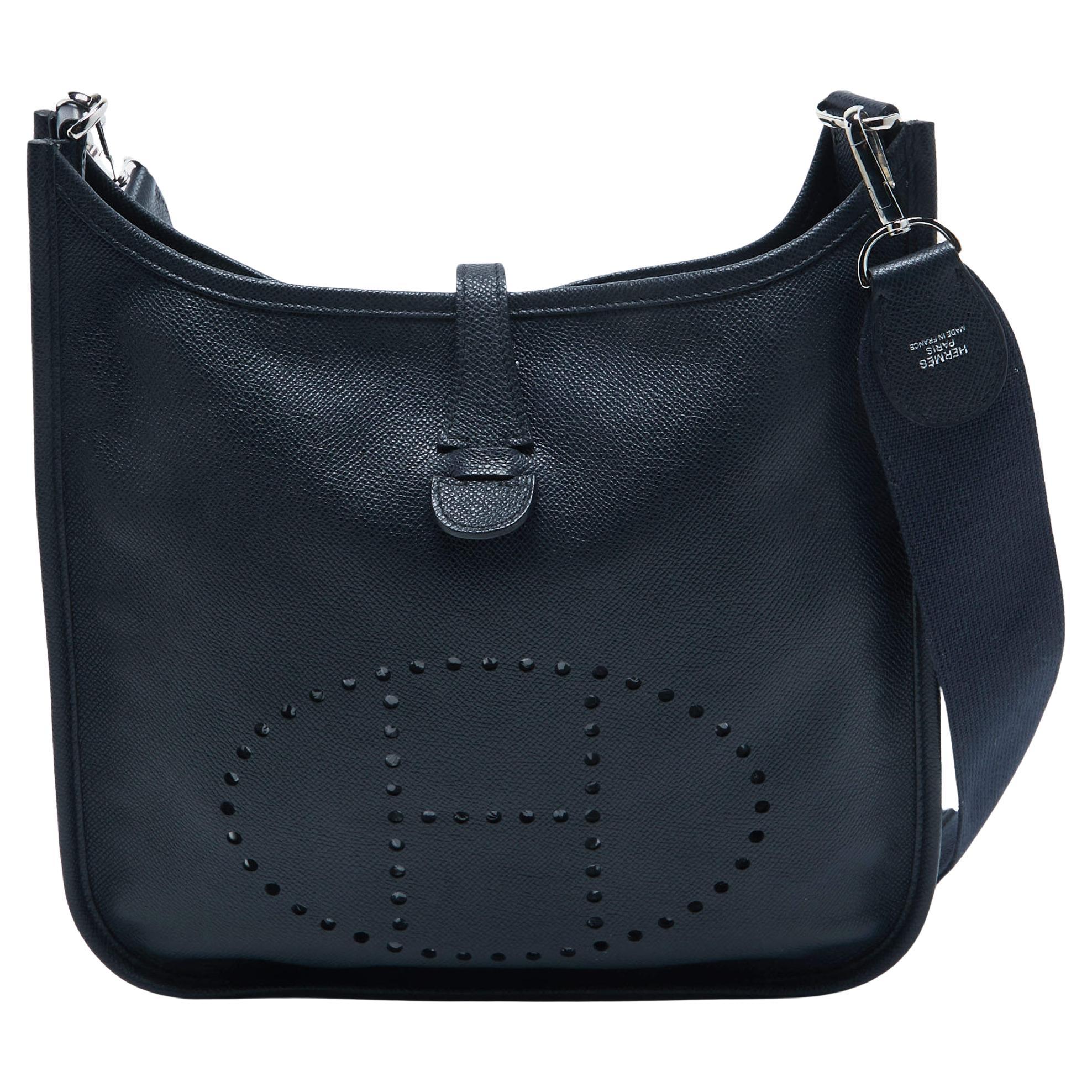 Hermès Bleu Buit Epsom Leather Evelyne III PM Bag en vente