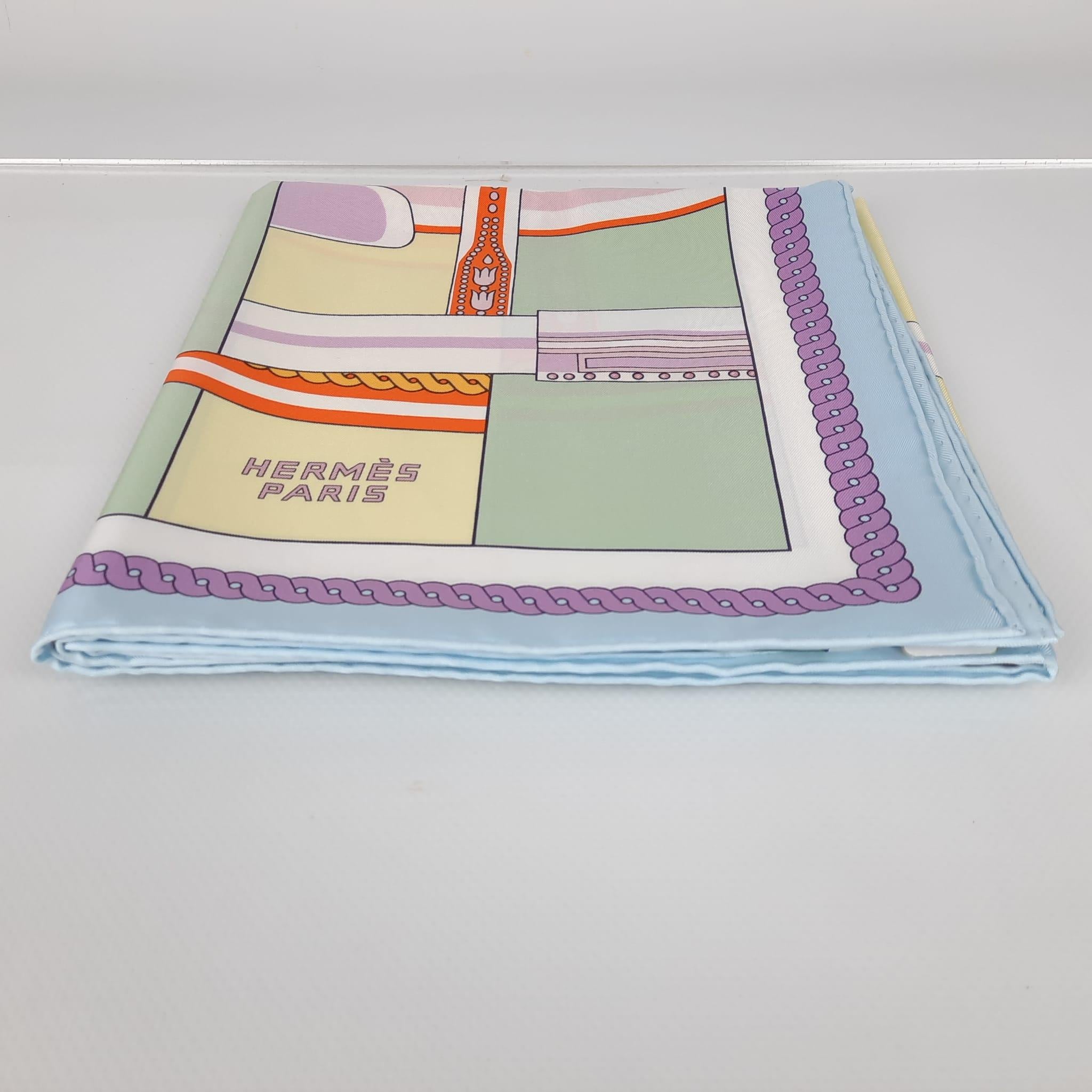 Scarf in silk twill with hand-rolled edges (100% silk).
This essential Hermès accessory complements any outfit. It can be worn many ways - around your neck, as a top, at the waist or as a headscarf!
Designed by Wlodek Kaminski