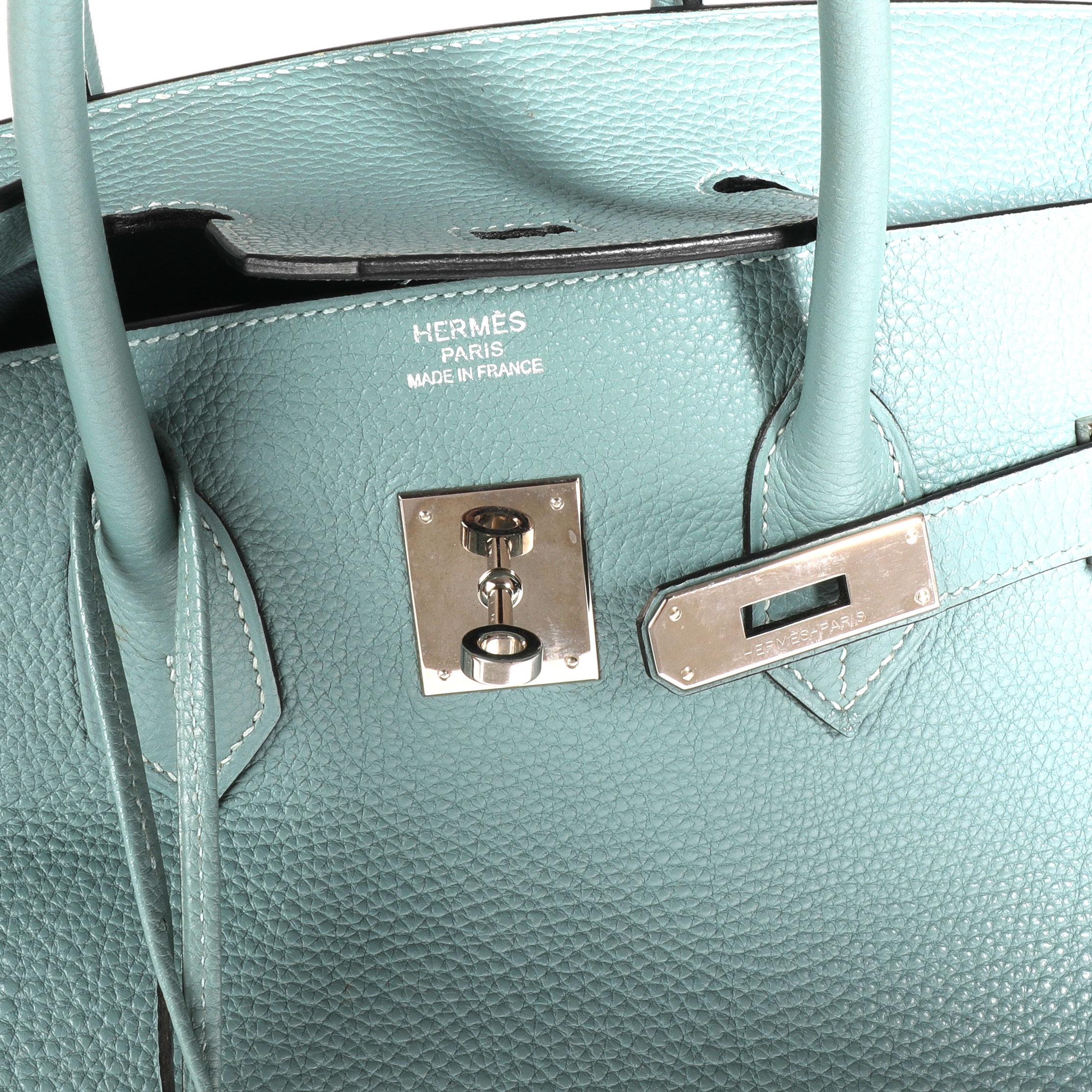 Hermès Bleu Ciel Togo Birkin 35 PHW
SKU: 110780

Handbag Condition: Good
Condition Comments: Good Condition. Heavy wear to corners. Marks to clochette. Scratching to hardware. Marks to interior.
Brand: Hermès
Model: Birkin
Origin Country: