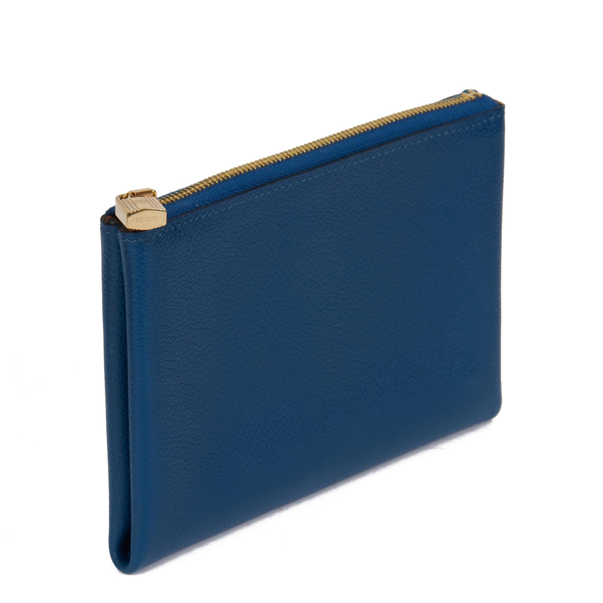 Hermès BLEU DE PRESSE & BRIQUE VERSO ATOUT 14

CONDITION NOTES
The exterior is in exceptional condition with minimal signs of use.
The interior is in exceptional condition with minimal signs of use.
The hardware is in exceptional condition with