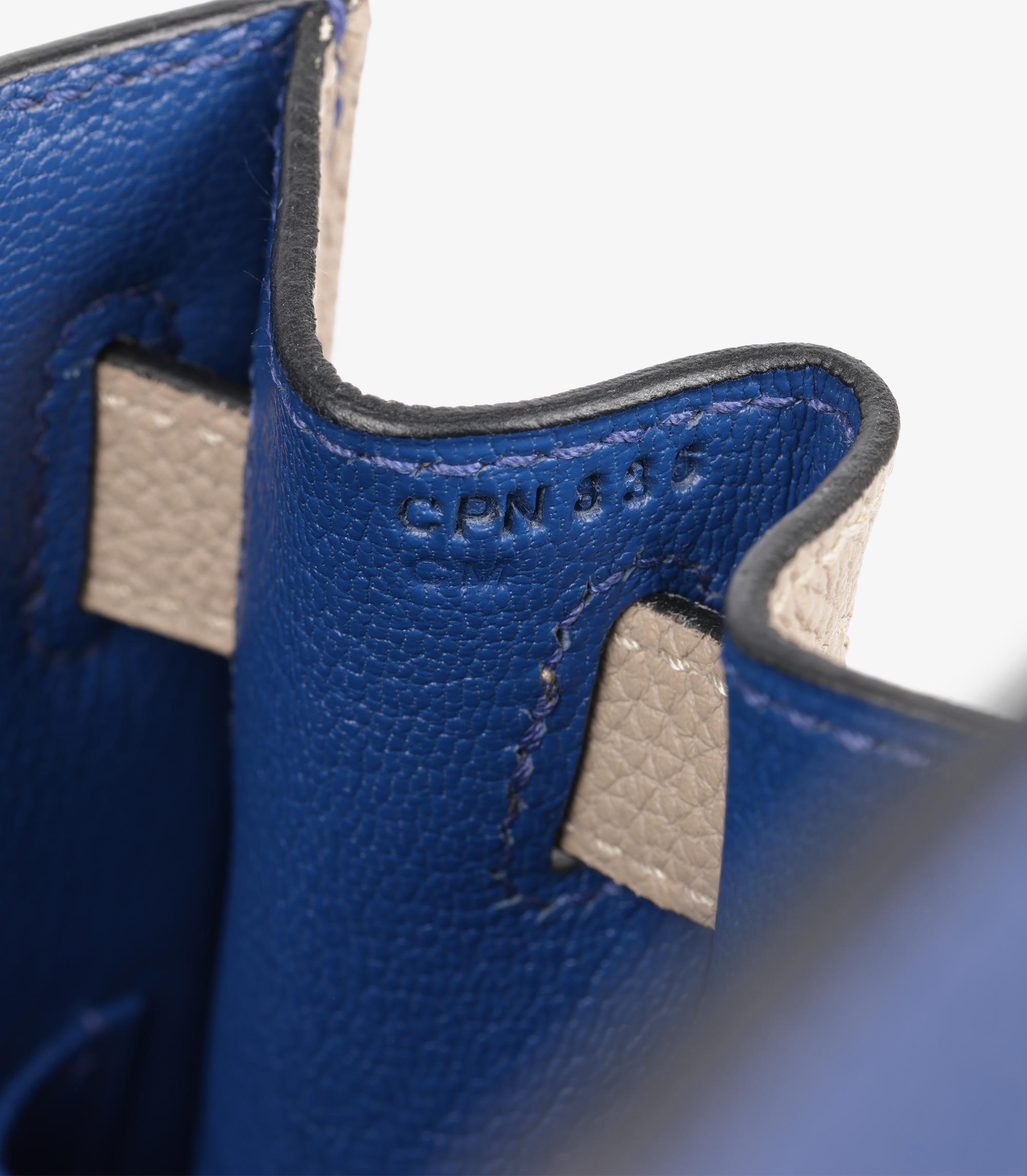 Hermès Bleu Electric & Gris Tourterelle Togo Leather Special Order HSS Kelly28cm en venta 5