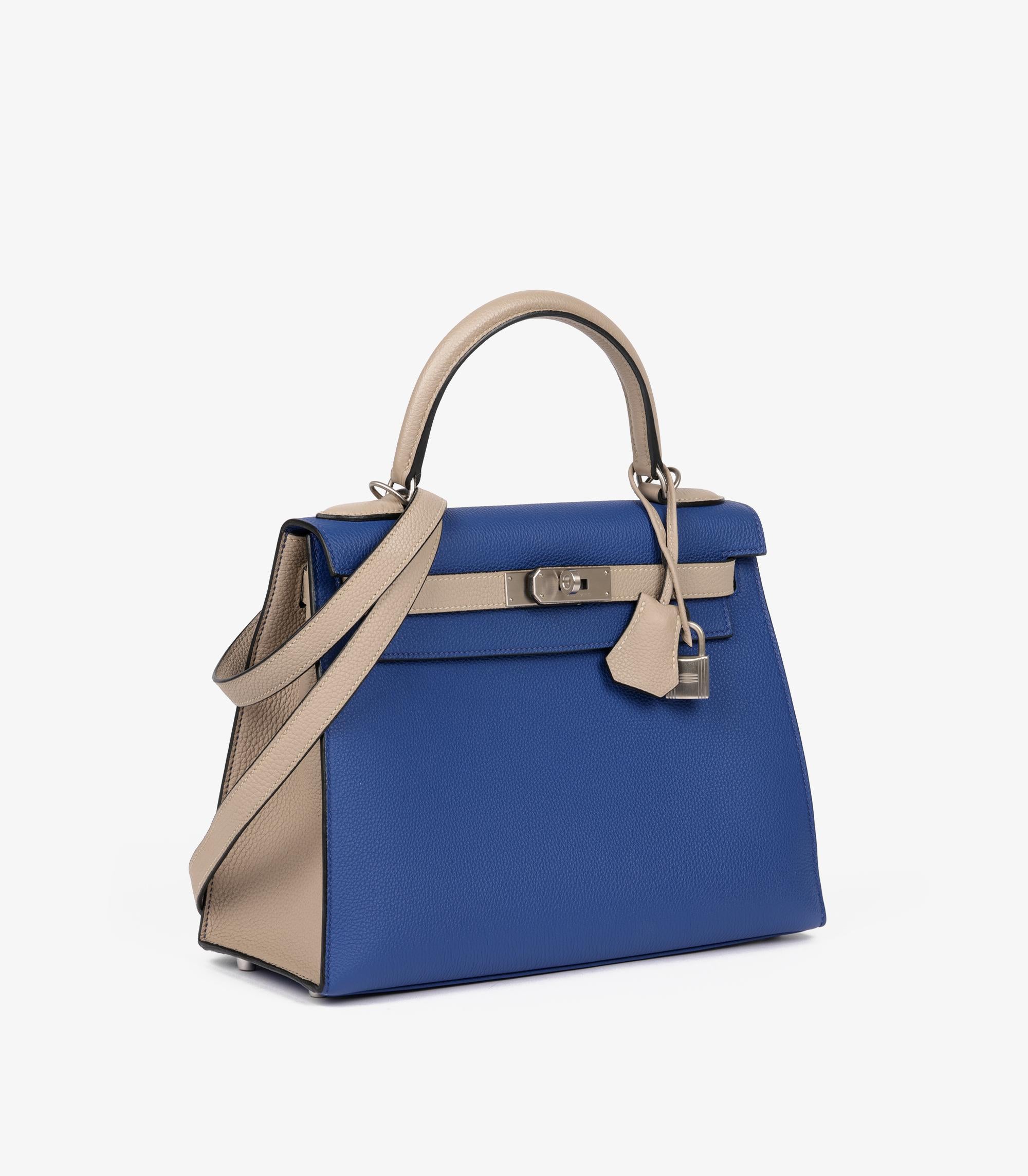 Hermès Bleu Electric & Gris Tourterelle Togo Leather Special Order HSS Kelly28cm Azul en venta