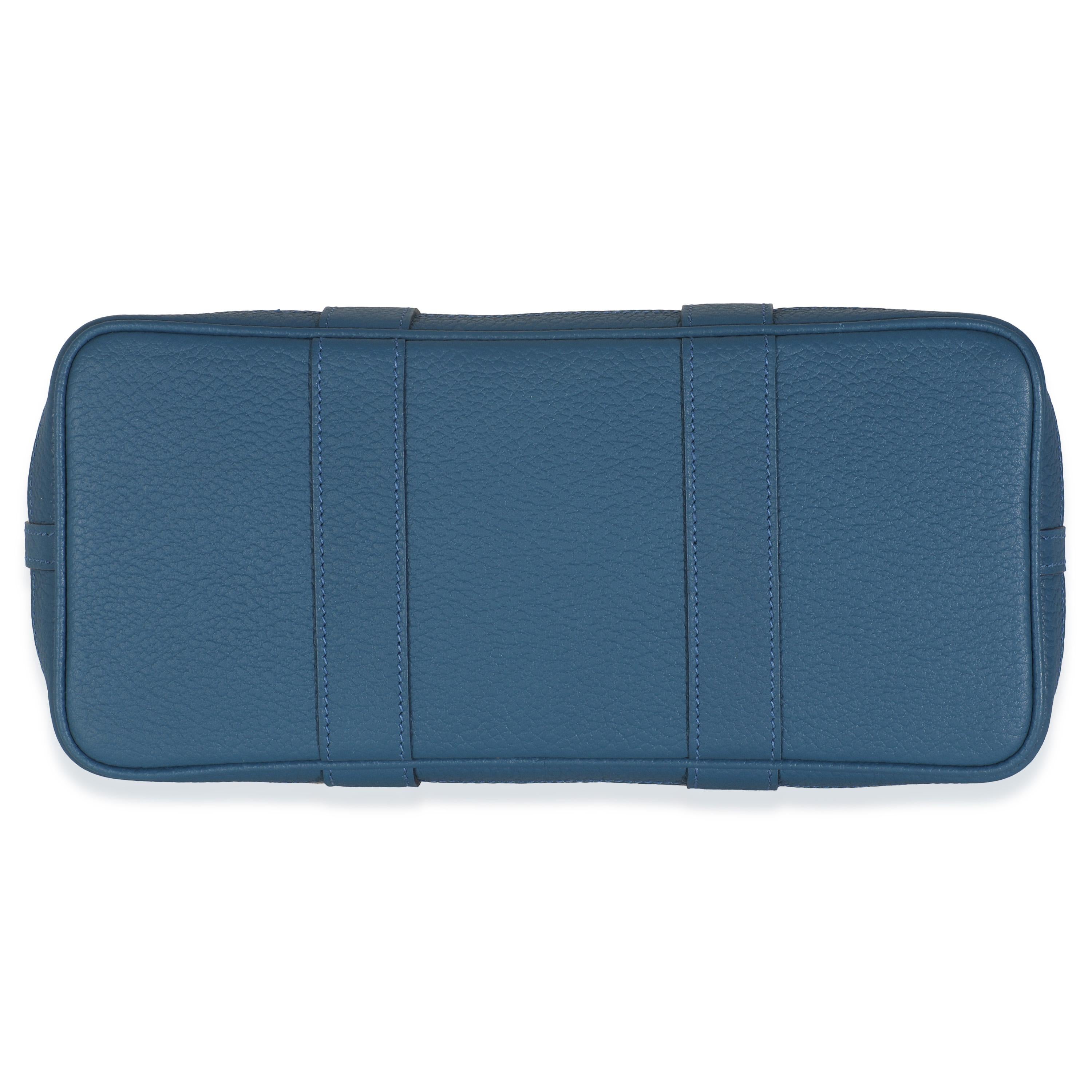 Titolo: Hermès Bleu France Negonda Ecru Tela Garden Party 30 TPM
SKU: 146519
Condizioni: Usato 
Condizioni della borsa: Eccellente
Commenti sulle condizioni: L'articolo è in ottime condizioni e presenta leggeri segni di usura. Leggera usura