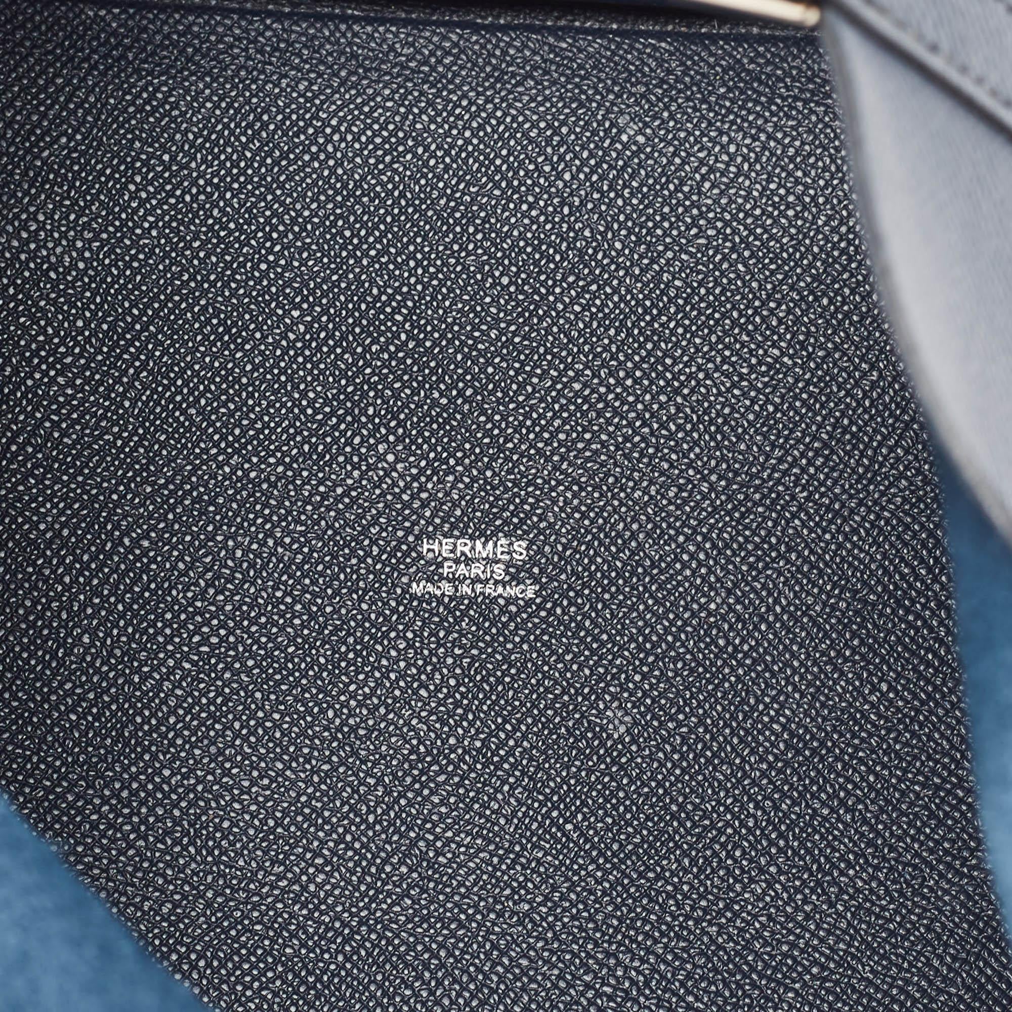 Sac Hermes Bleu Indigo/Noir/Terre Battue Epsom Leather Picotin Lock Tressage 22 en vente 1