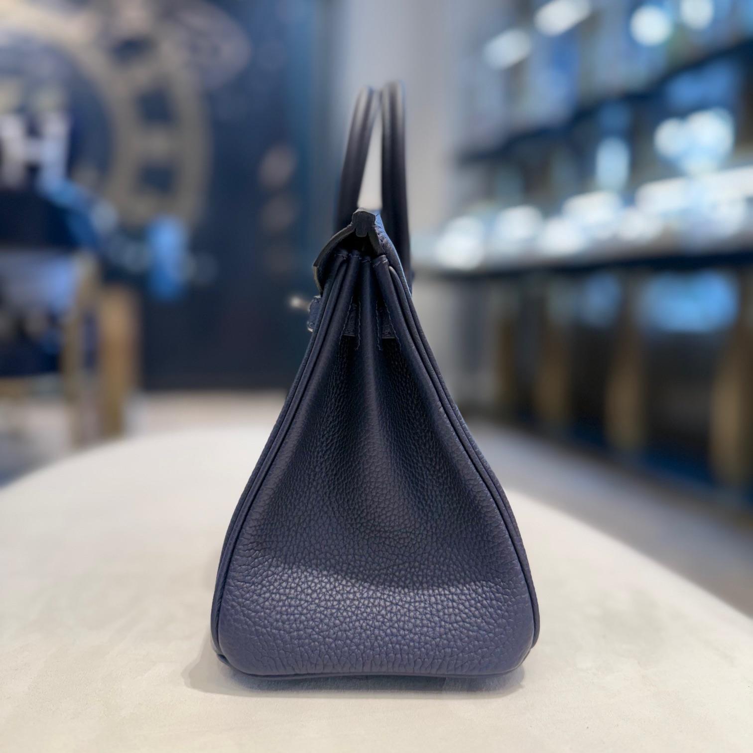 Hermès Bleu Nuit Birkin 25 Togo Palladium Hardware Unisexe en vente
