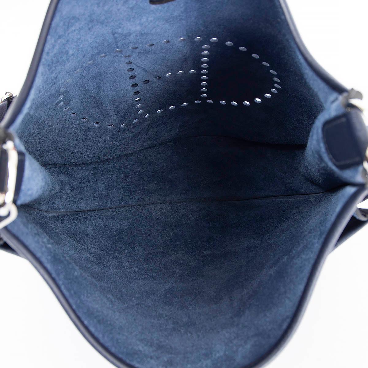 HERMES Bleu Nuit blue Clemence leather EVELYNE 33 GM Crossbody Bag Phw 1