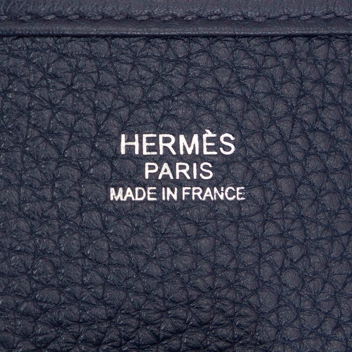 HERMES Bleu Nuit blue Clemence leather EVELYNE 33 GM Crossbody Bag Phw 2