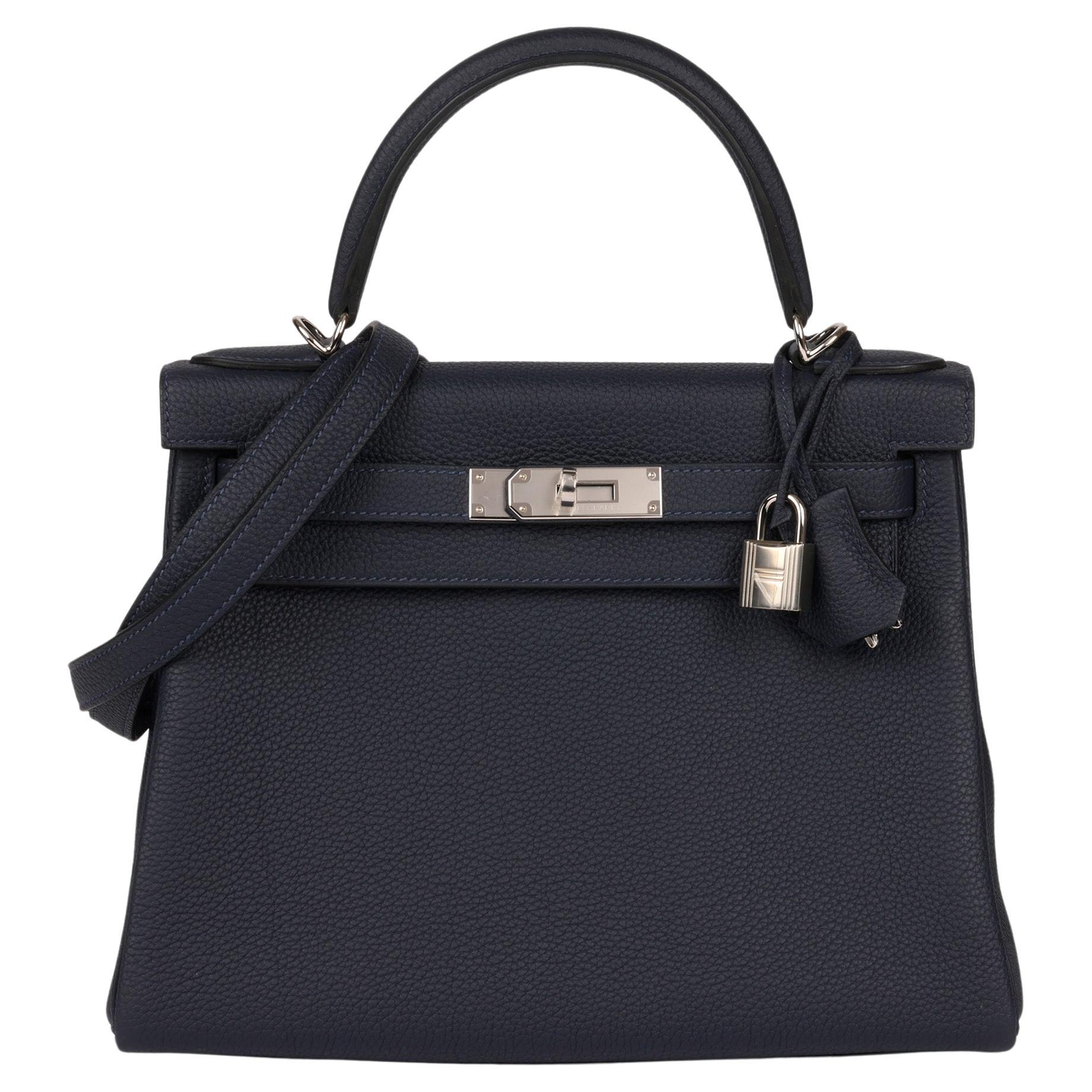 Hermès Bleu Nuit Togo Leather Kelly 28cm Retourne en vente