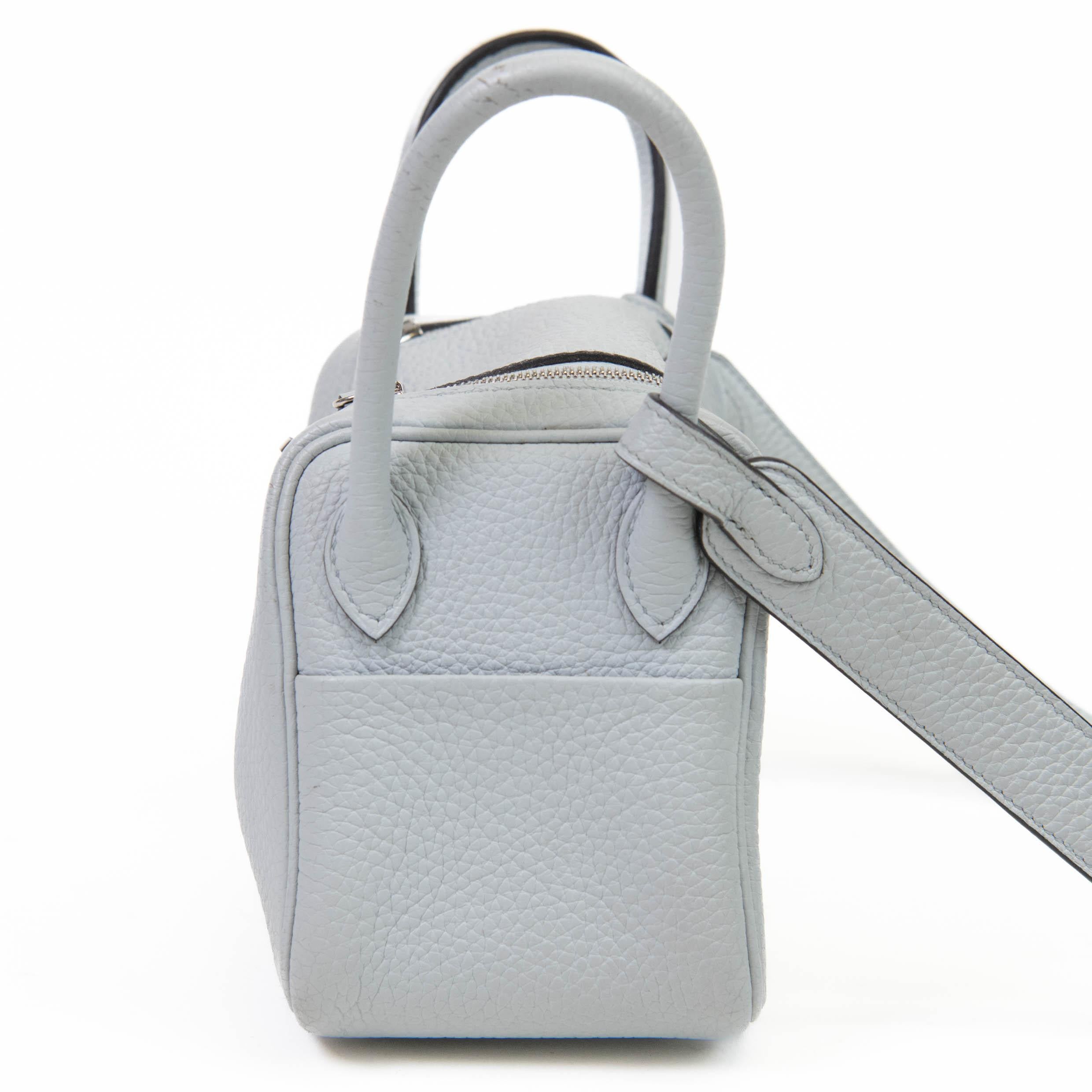 Women's or Men's Hermes Bleu Pale Taurillon Clemence Mini Lindy 20 Palladium Hardware For Sale