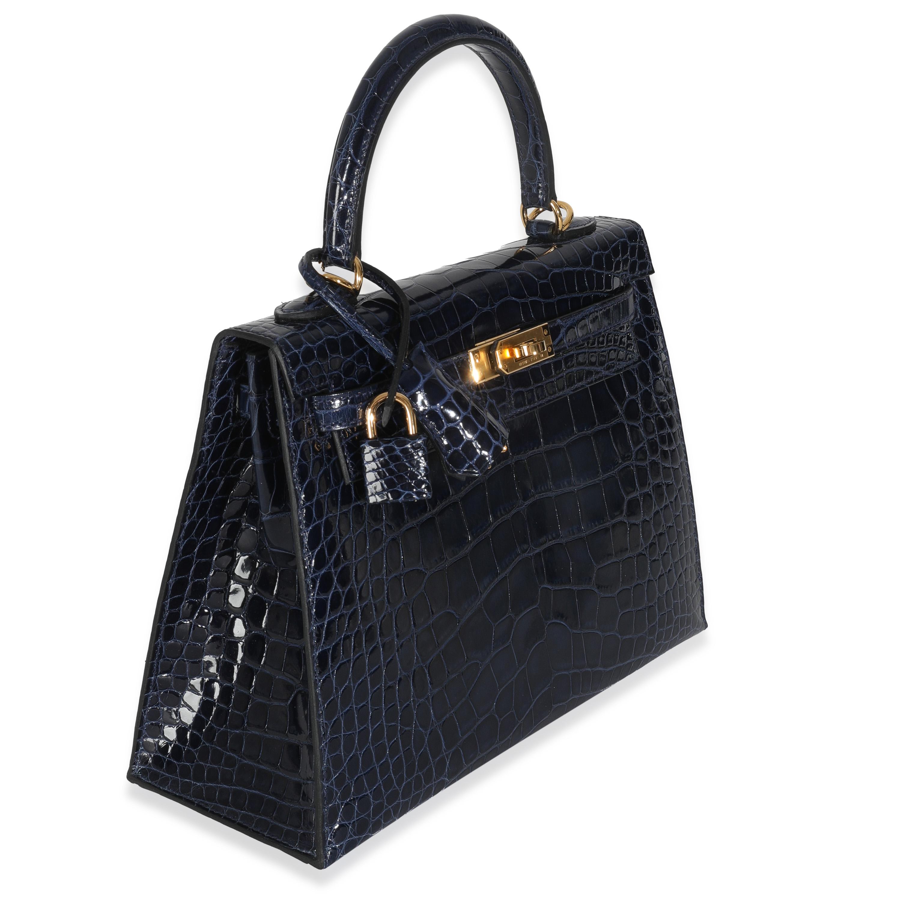 Hermès Bleu Saphir Shiny Alligator Sellier Kelly 25 GHW
SKU: Z147445

Condition Description: Officially renamed in 1977, the Kelly tote bag from Hermès was originally called the Sac à Dépêches (which translates as ‘the dispatch bag’). The structured