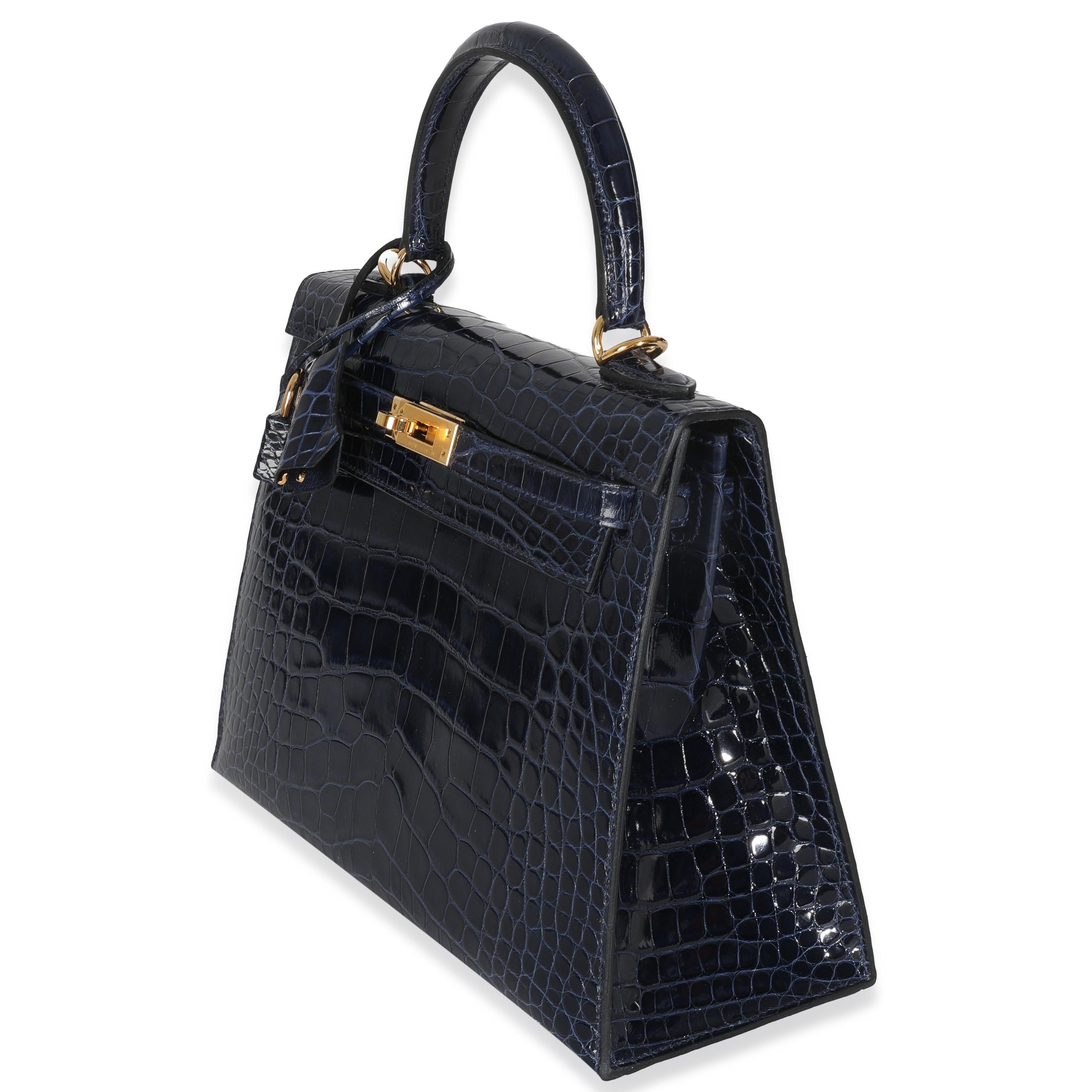 Hermès Bleu Saphir Shiny Alligator Sellier Kelly 25 GHW In New Condition For Sale In New York, NY