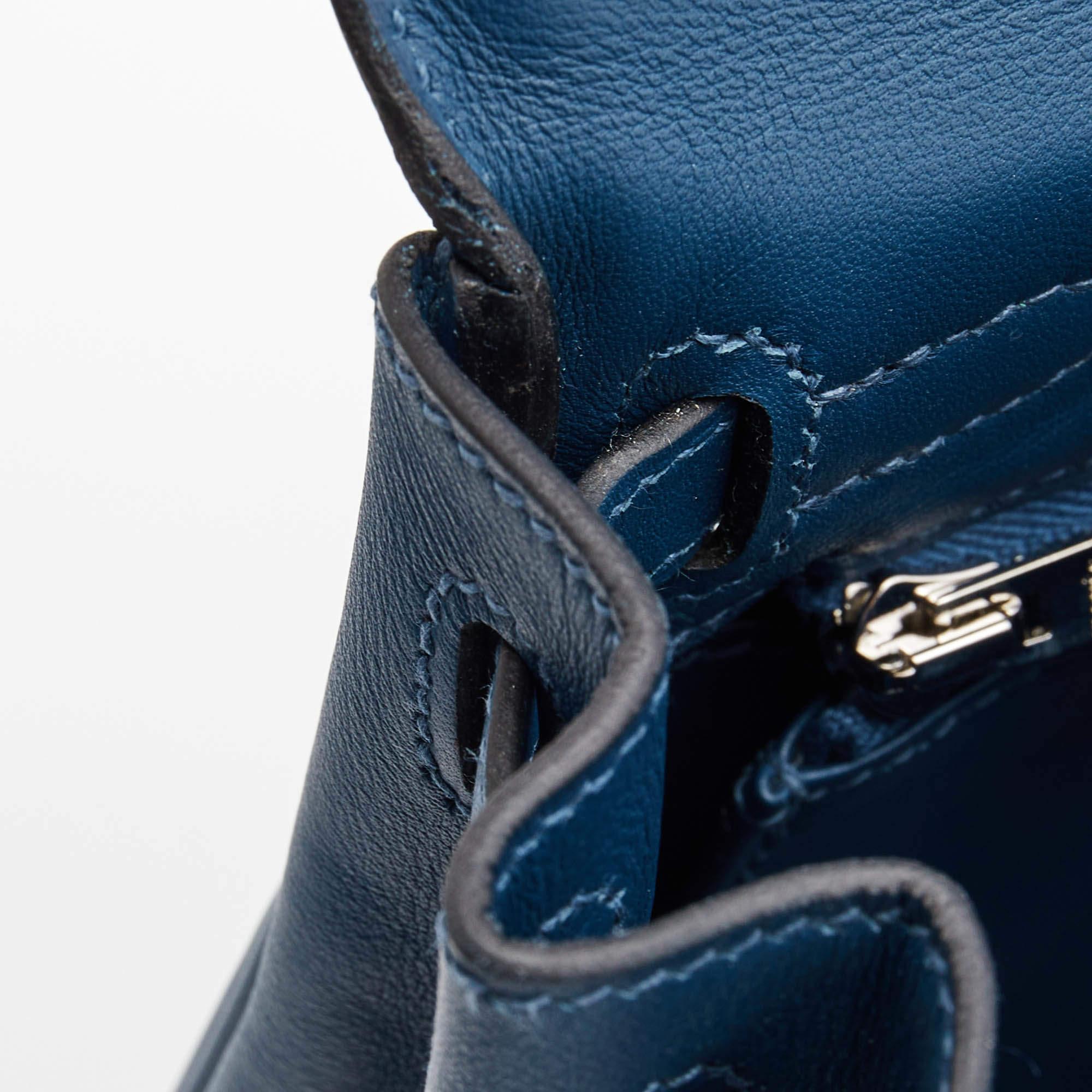 Hermes Bleu Saphir Swift Leather Palladium Finish Kelly Retourne 25 Bag In New Condition In Dubai, Al Qouz 2