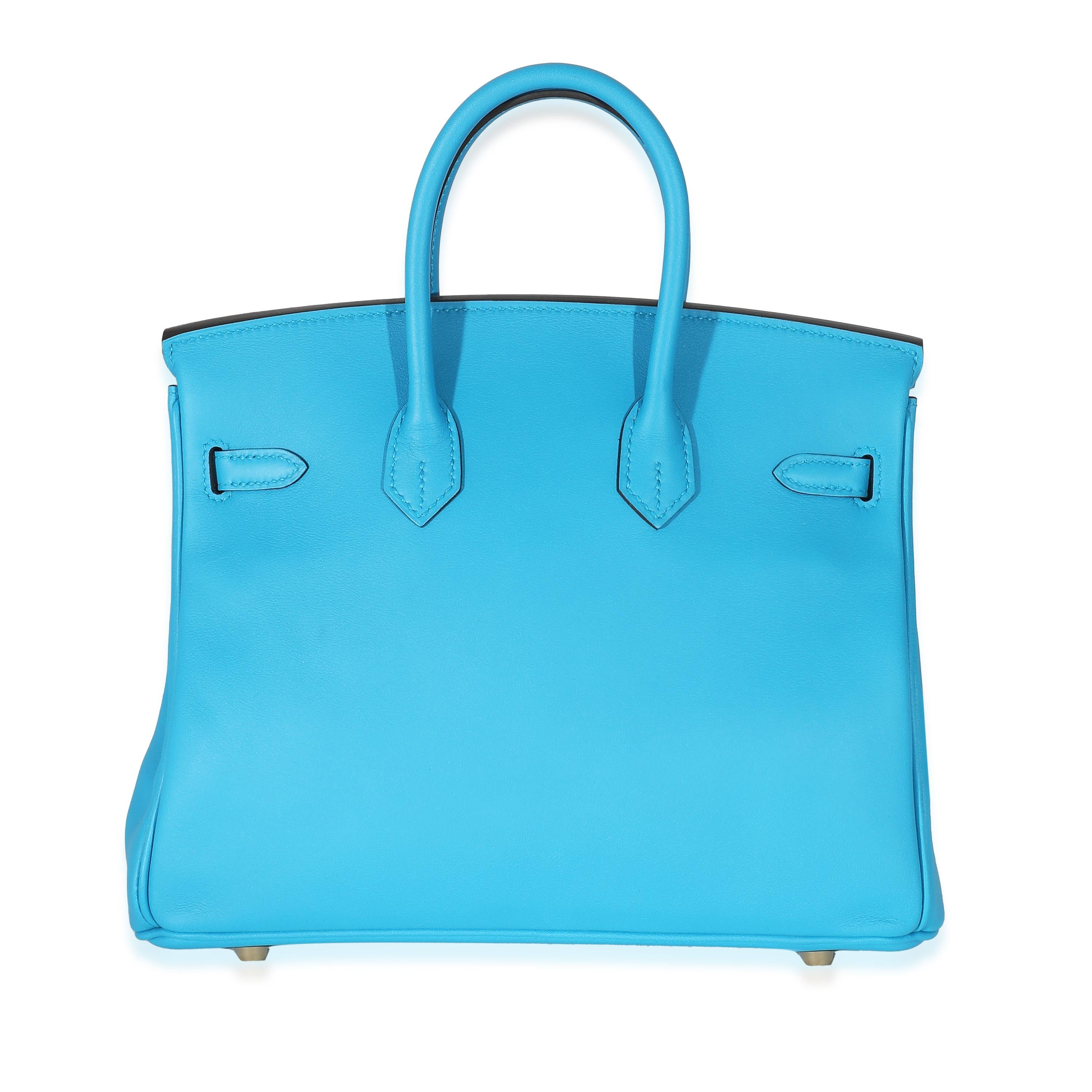 Listing Title: Hermès Bleu Zanzibar Swift Birkin 25 GHW
SKU: 133615
Condition: Pre-owned 
Handbag Condition: Excellent
Condition Comments: Item is in excellent condition and displays light signs of wear. Faint exterior scuffing.
Brand: Hermès
Model: