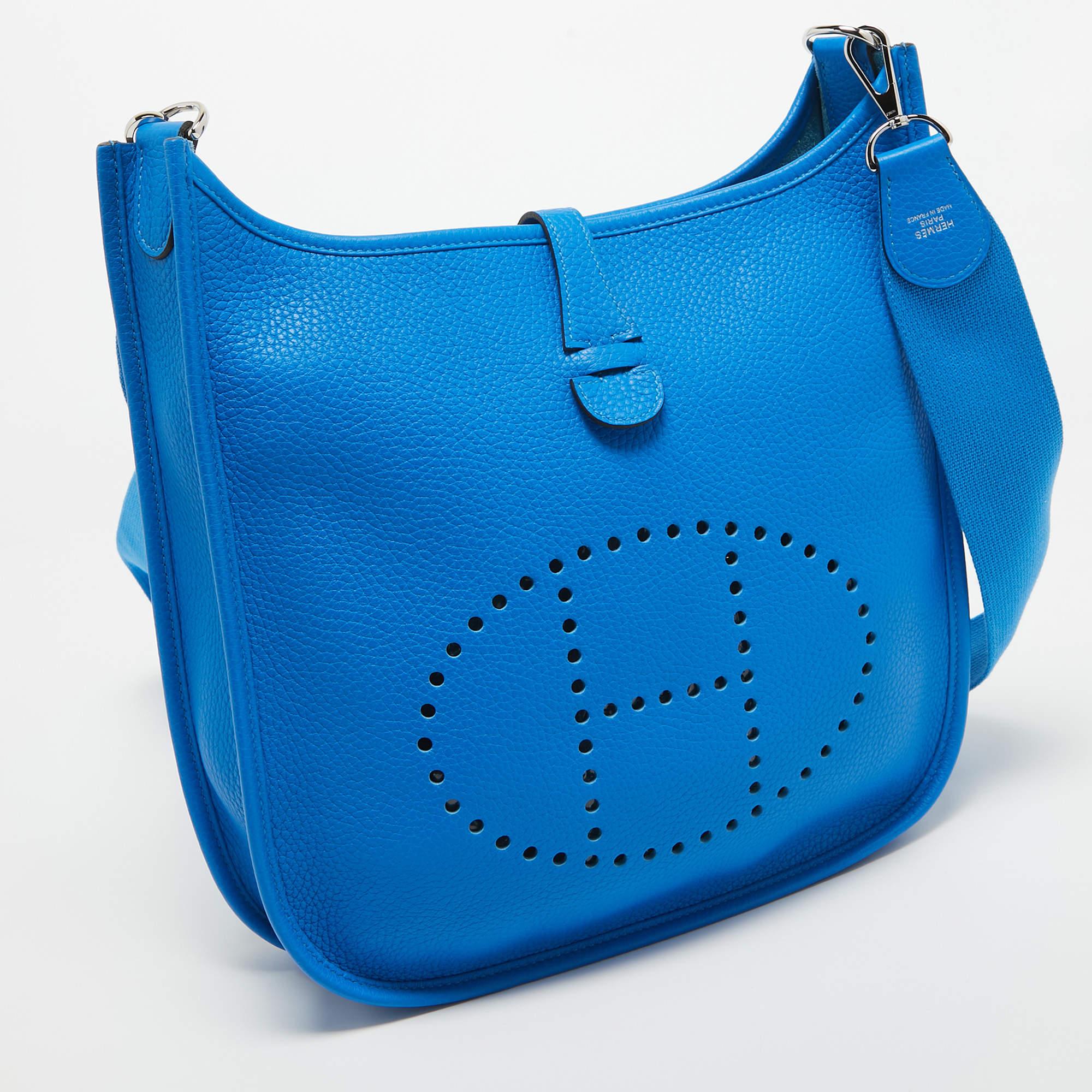Hermès Bleu Zanzibar Taurillon Clemence Leather Evelyne III PM Bag In Excellent Condition In Dubai, Al Qouz 2