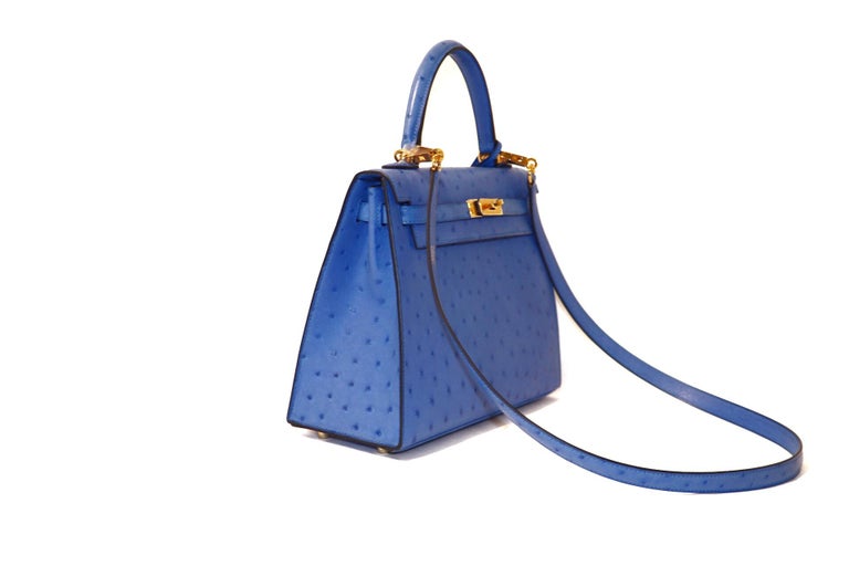 Kelly 32 ostrich handbag Hermès Blue in Ostrich - 24810437