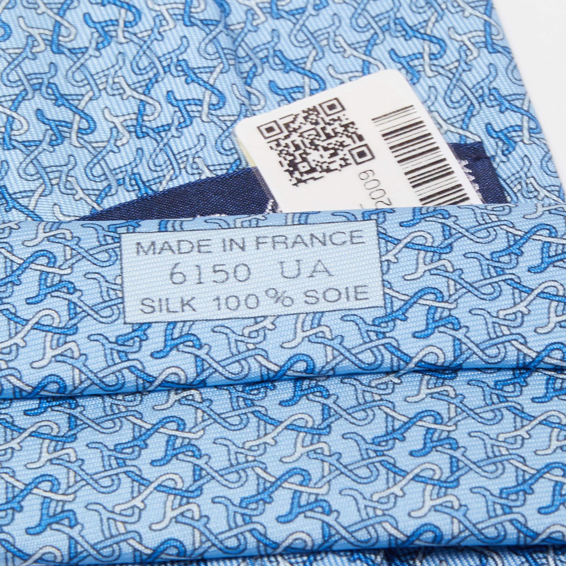 Hermès Blue 7 Chevalophile Printed Silk Slim Tie In Excellent Condition In Dubai, Al Qouz 2