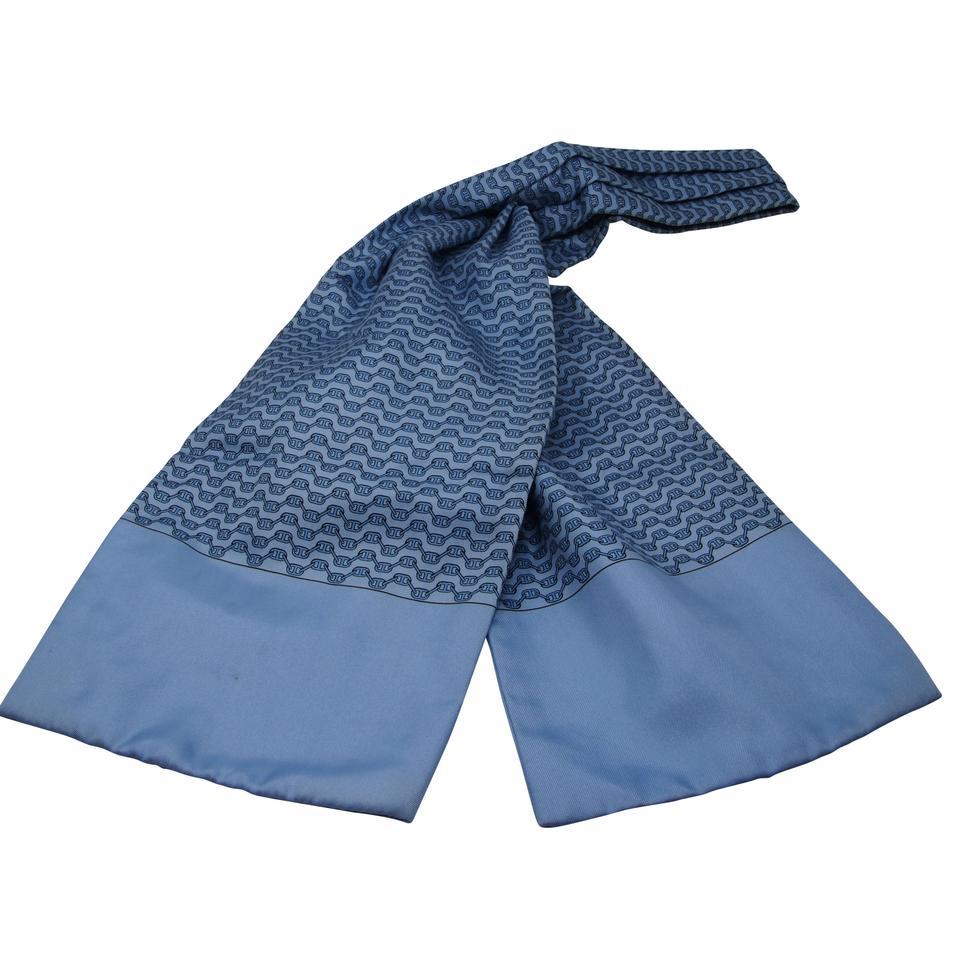Hermès Ascot France Bleu Cravate en soie Monogramme Foulard/ écharpe à motifs imbriqués Bon état à Downey, CA