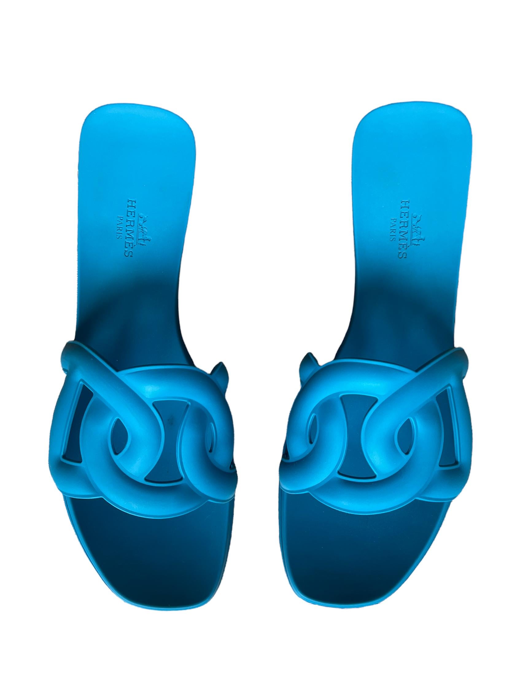 Hermes Blau Bleu Vif Gummi Aloha Sandalen sz 39 im Zustand „Hervorragend“ in New York, NY