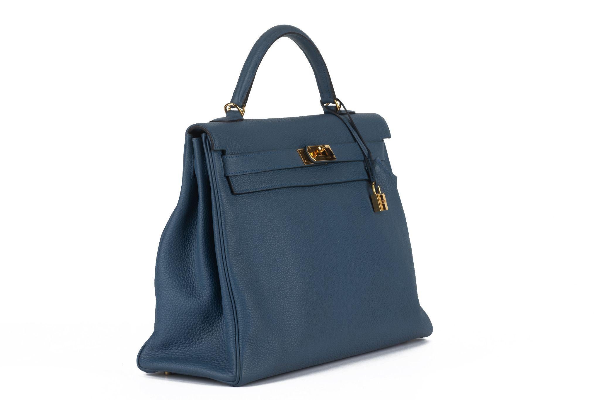 Women's Hermès Blue Brighton Kelly Retourne 40 For Sale