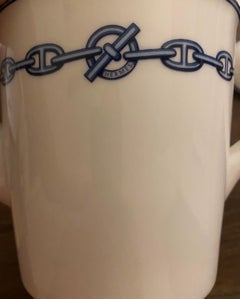 Théière en porcelaine « Chaîne d'Ancre » bleue d'Hermès