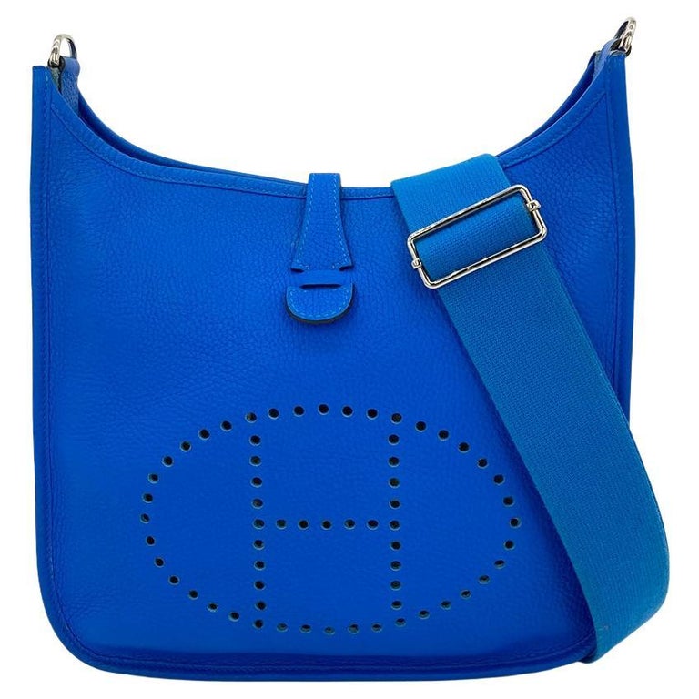 Hermes Blue Electric Clemence Leather Evelyne III 29 bag For Sale at  1stDibs
