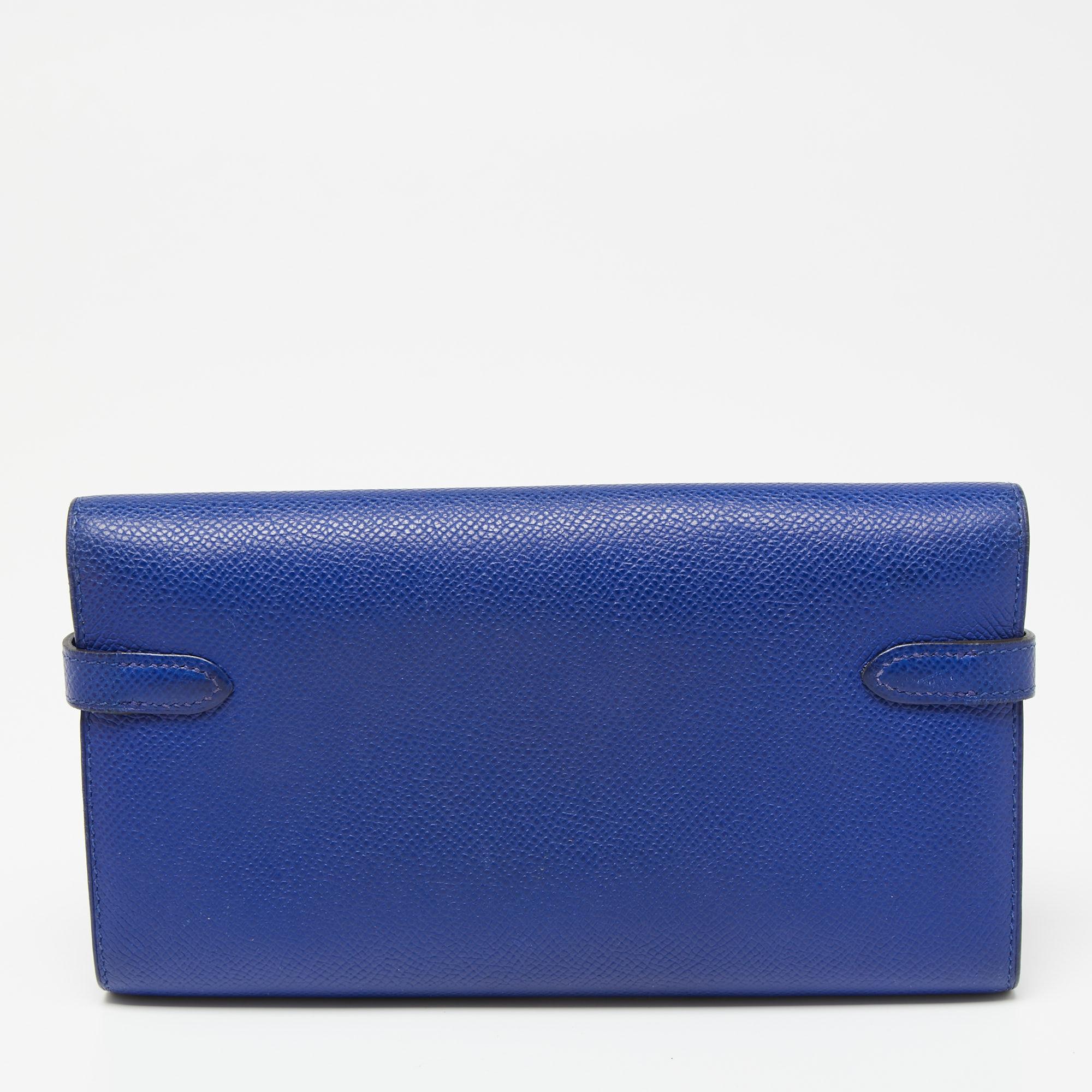 The Kelly is a name synonymous with Hermès. It is a symbol of their wondrous dedication to craftsmanship and classic style. This Kelly Classic wallet carries the iconic lock in silver-tone metal and the exterior is crafted from Blue Electric Epsom