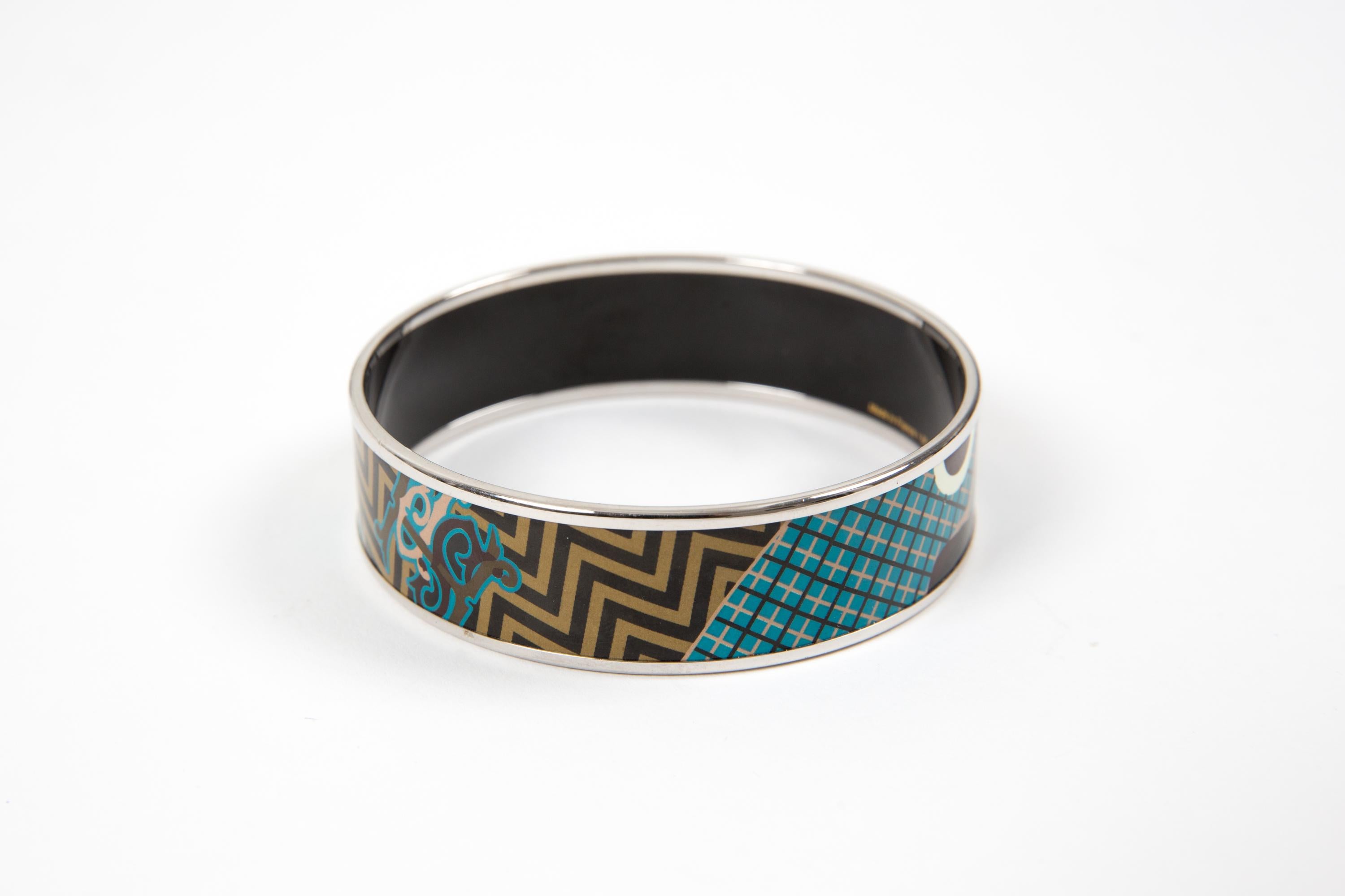 Hermès  Grand bracelet jonc émaillé bleu Pour femmes en vente