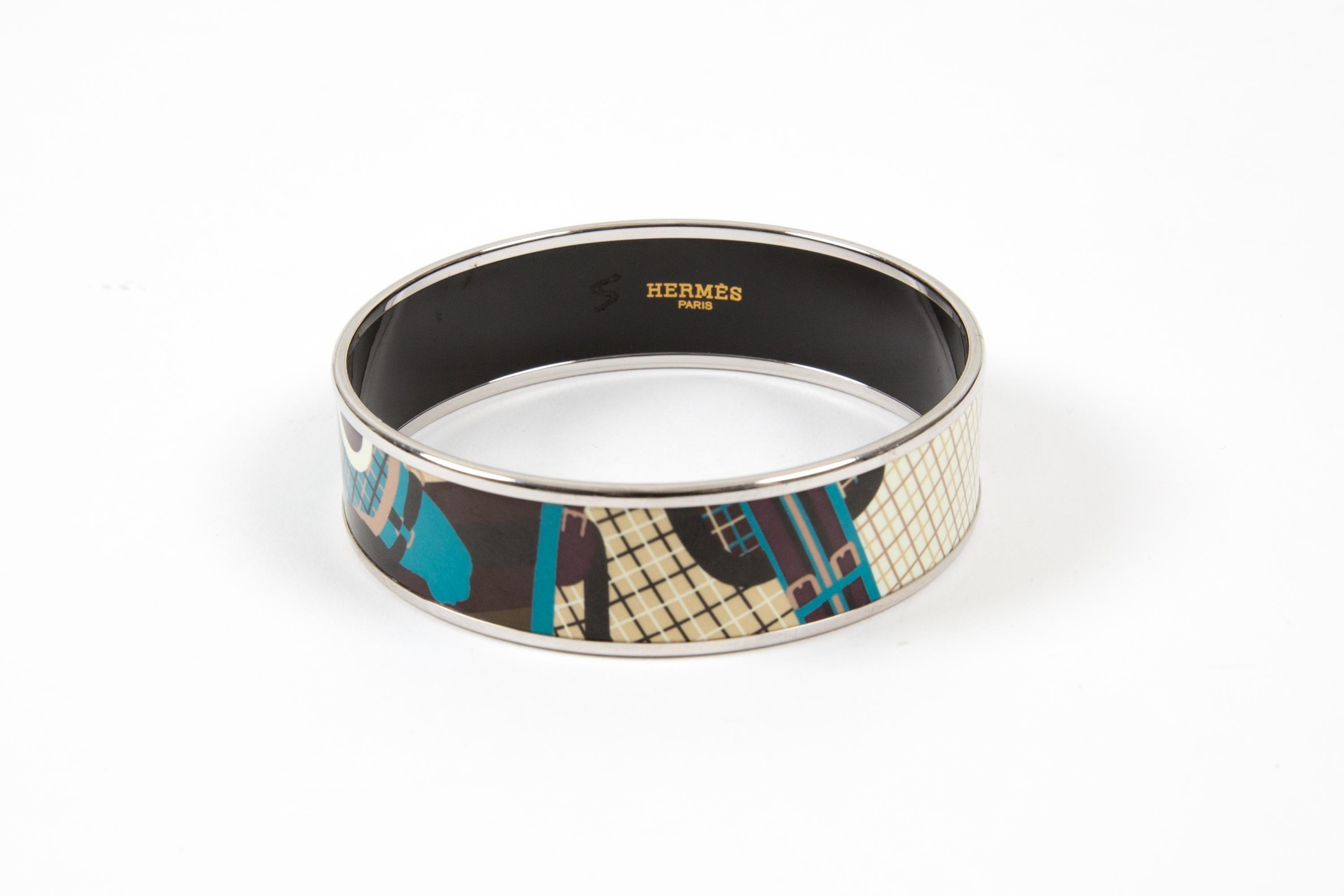 Hermès  Grand bracelet jonc émaillé bleu en vente 2