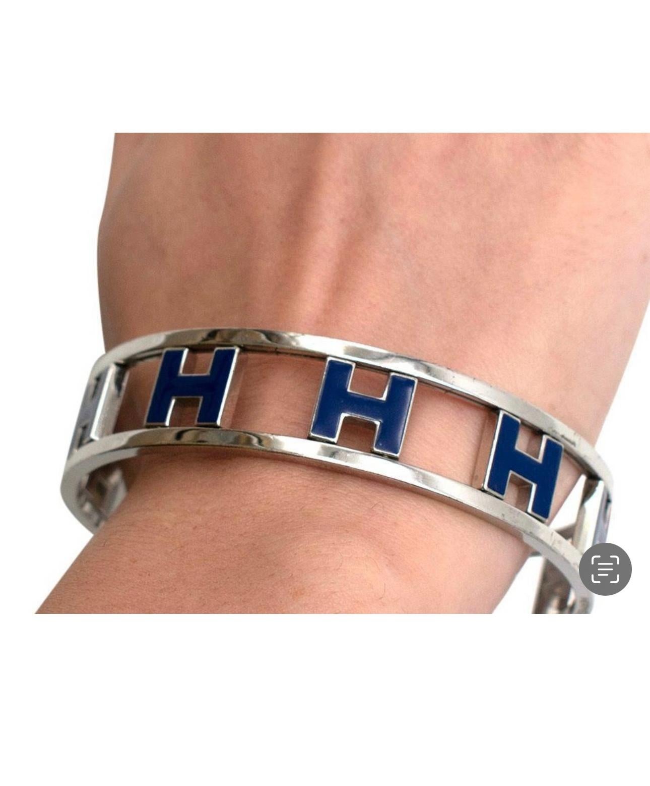 Hermes blue enamel Rondo bracelet In Good Condition For Sale In London, England