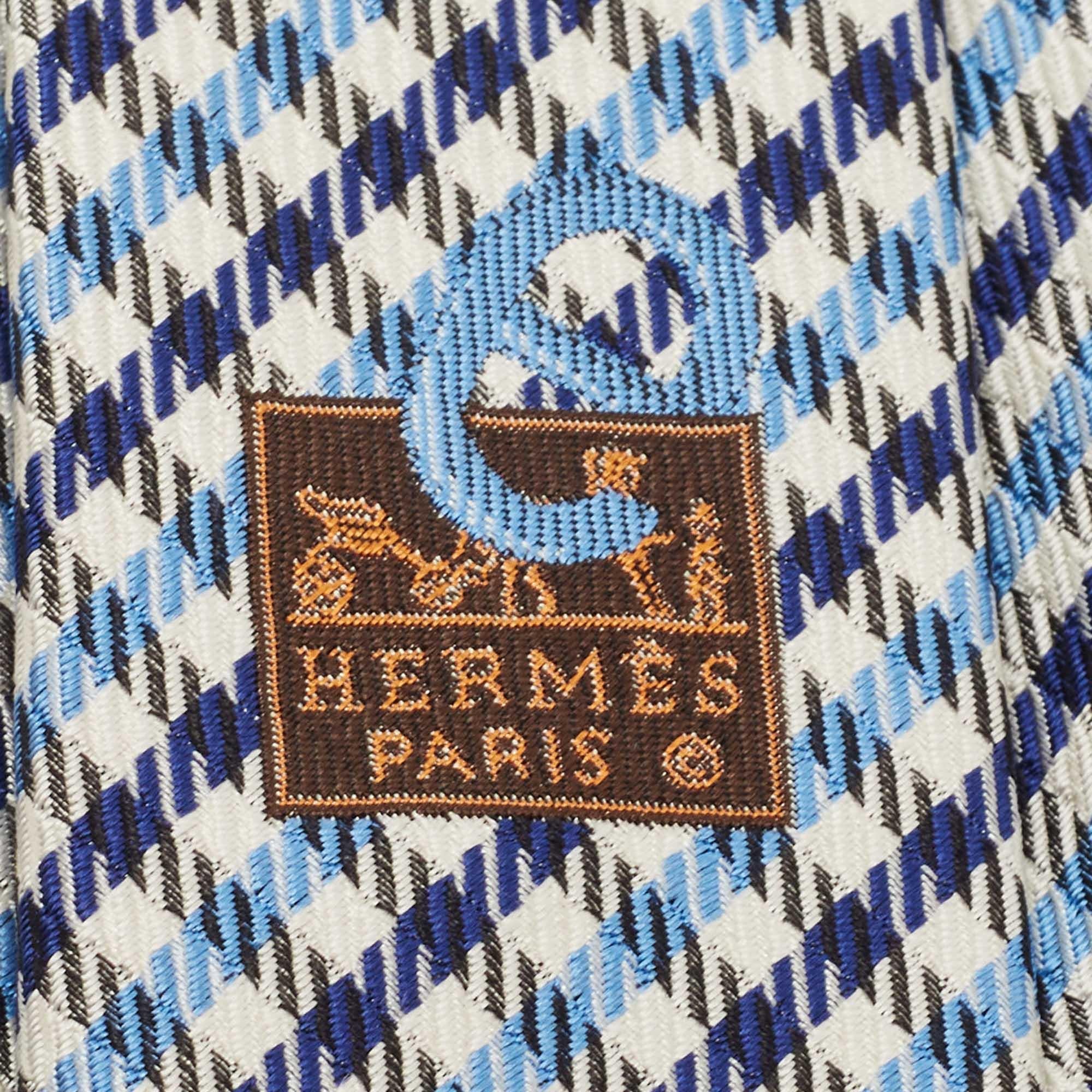 Hermès Blue English Boy Silk Jacquard Slim Tie In Excellent Condition In Dubai, Al Qouz 2
