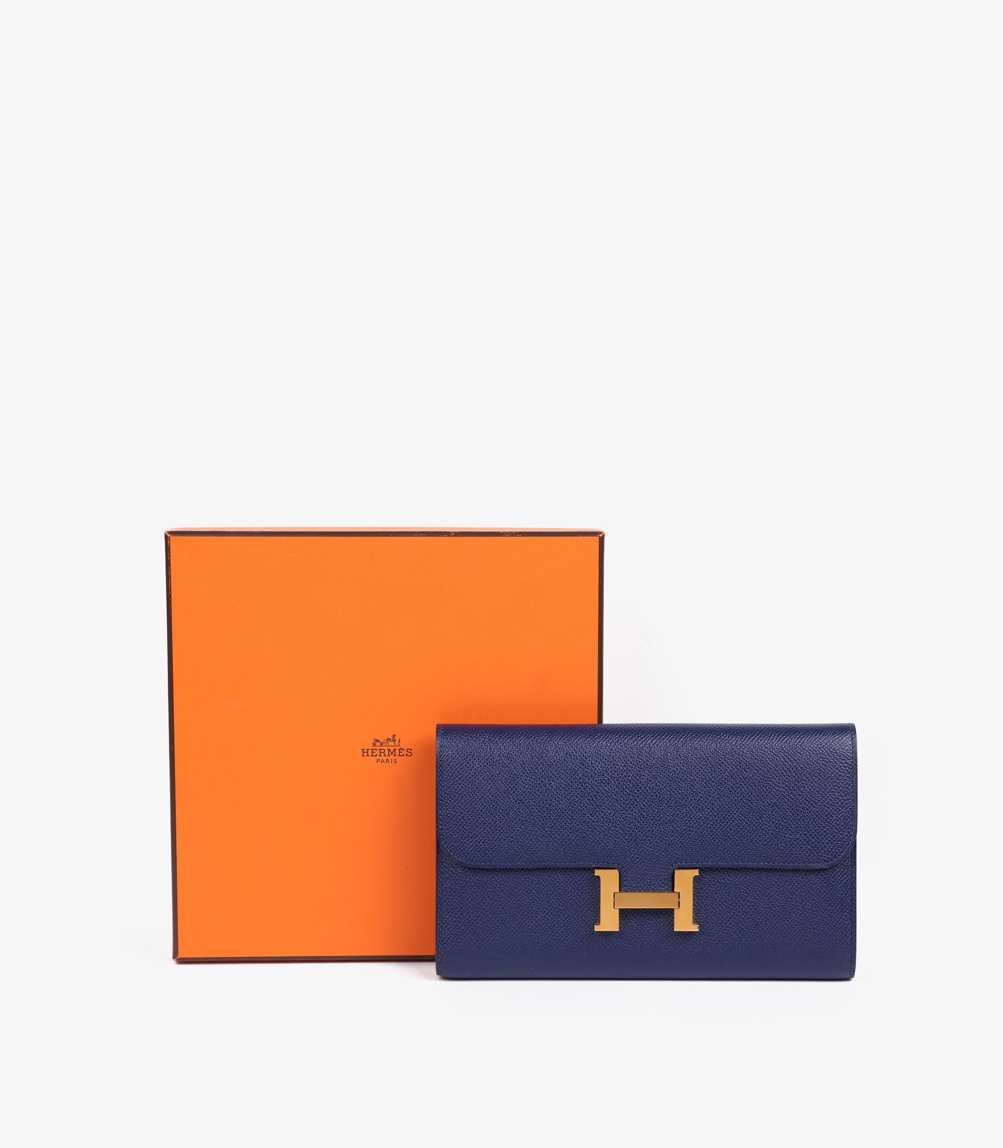Portafoglio Constance To Go Slim di Hermès in pelle blu Epsom in vendita 2