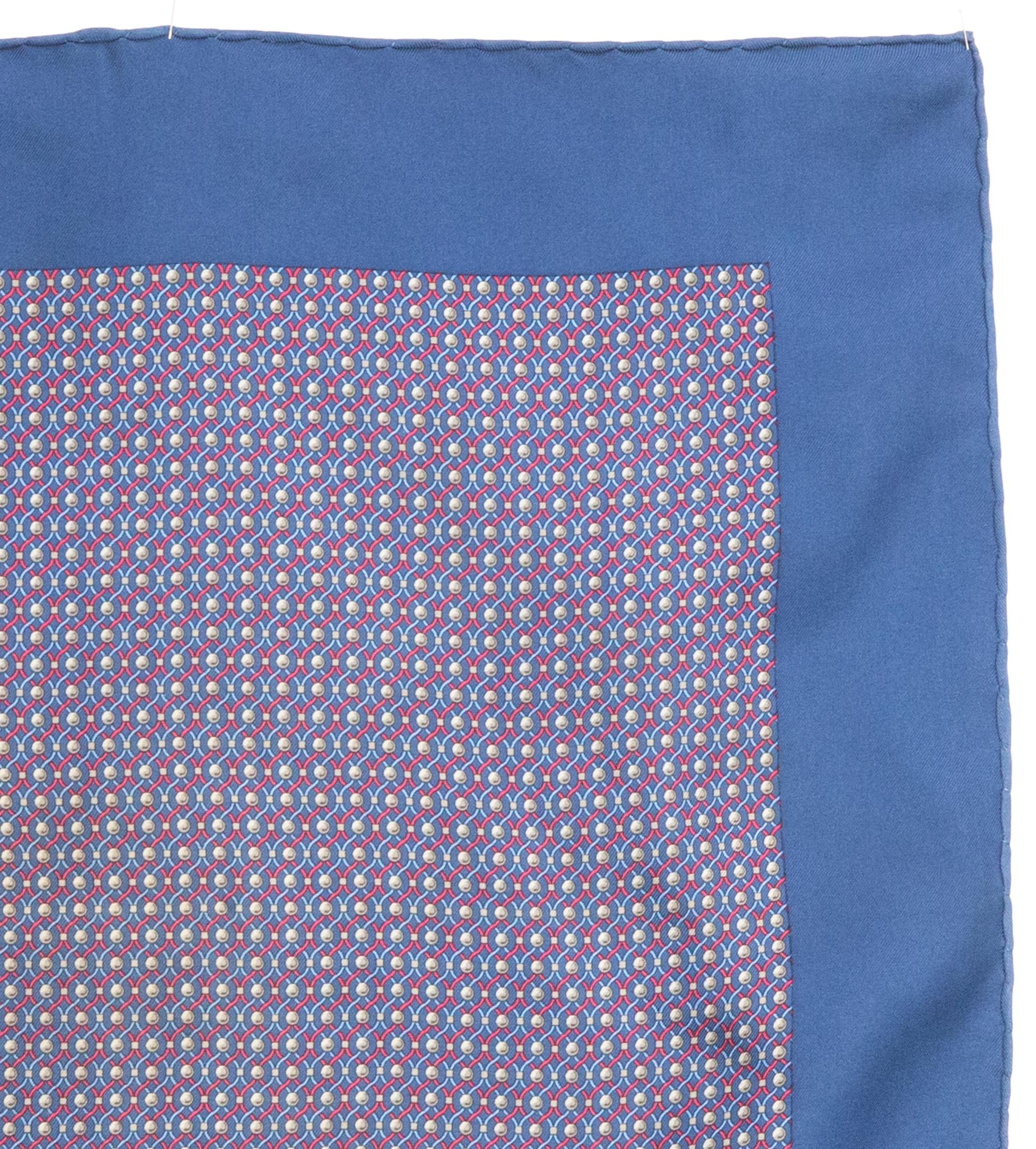 Pañuelo de seda azul Gavroche Hermes en Bueno estado para la venta en Paris, FR
