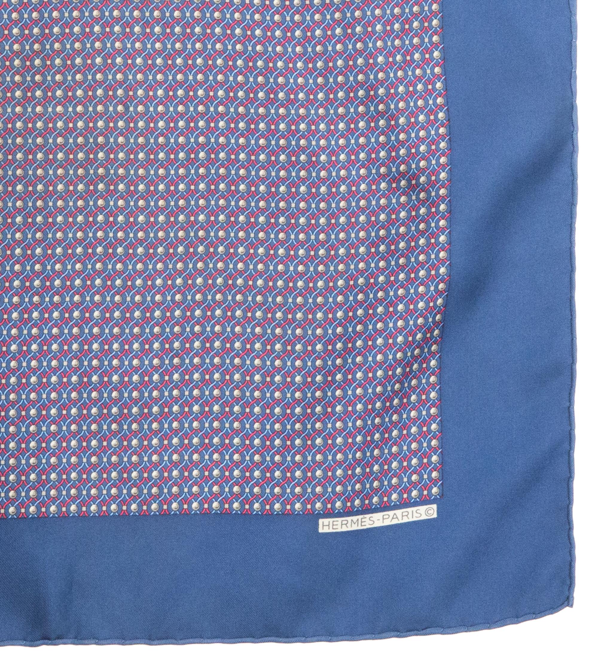 Pañuelo de seda azul Gavroche Hermes en venta 1